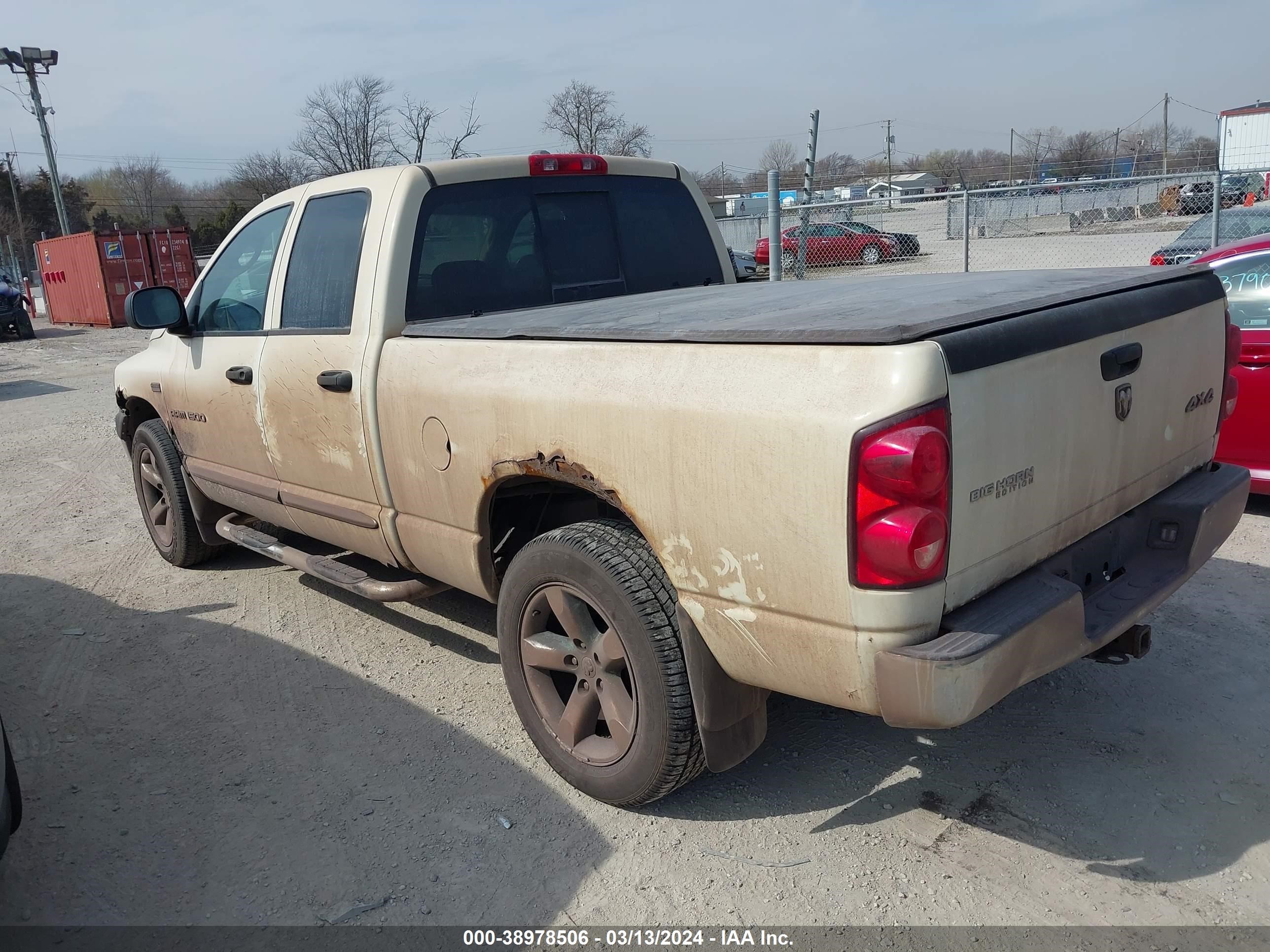 Photo 2 VIN: 1D7HU18207J610283 - DODGE RAM 