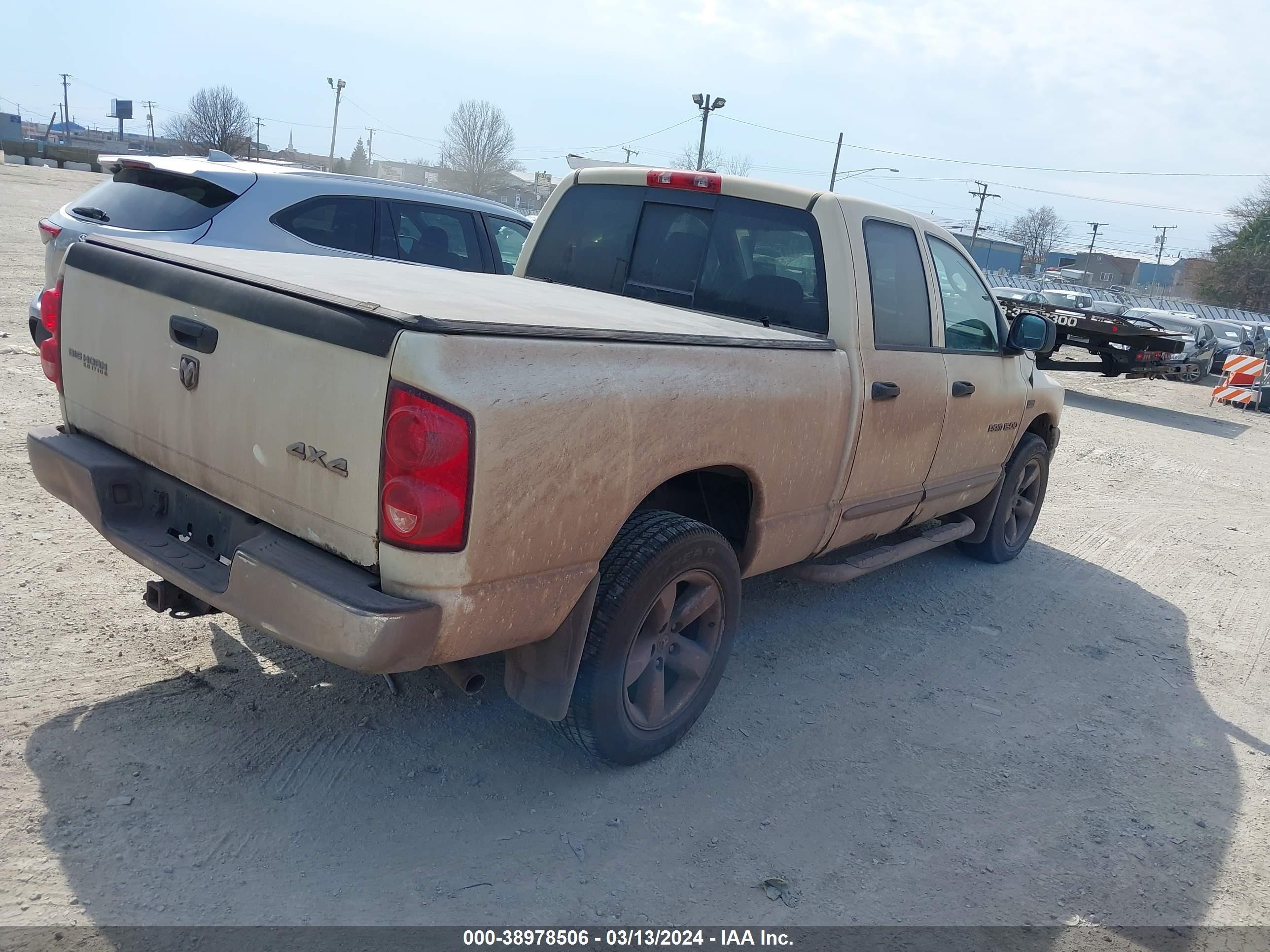 Photo 3 VIN: 1D7HU18207J610283 - DODGE RAM 