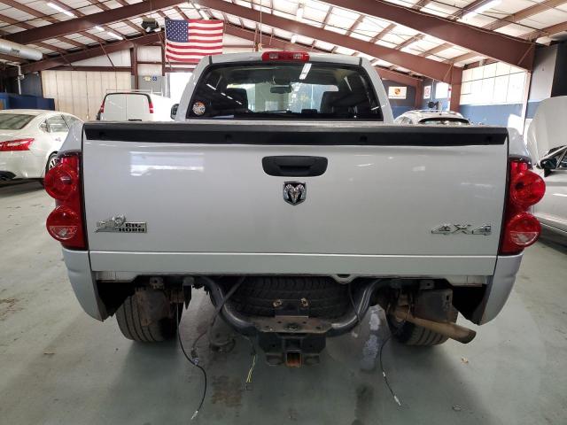 Photo 5 VIN: 1D7HU18208J103160 - DODGE RAM 1500 S 