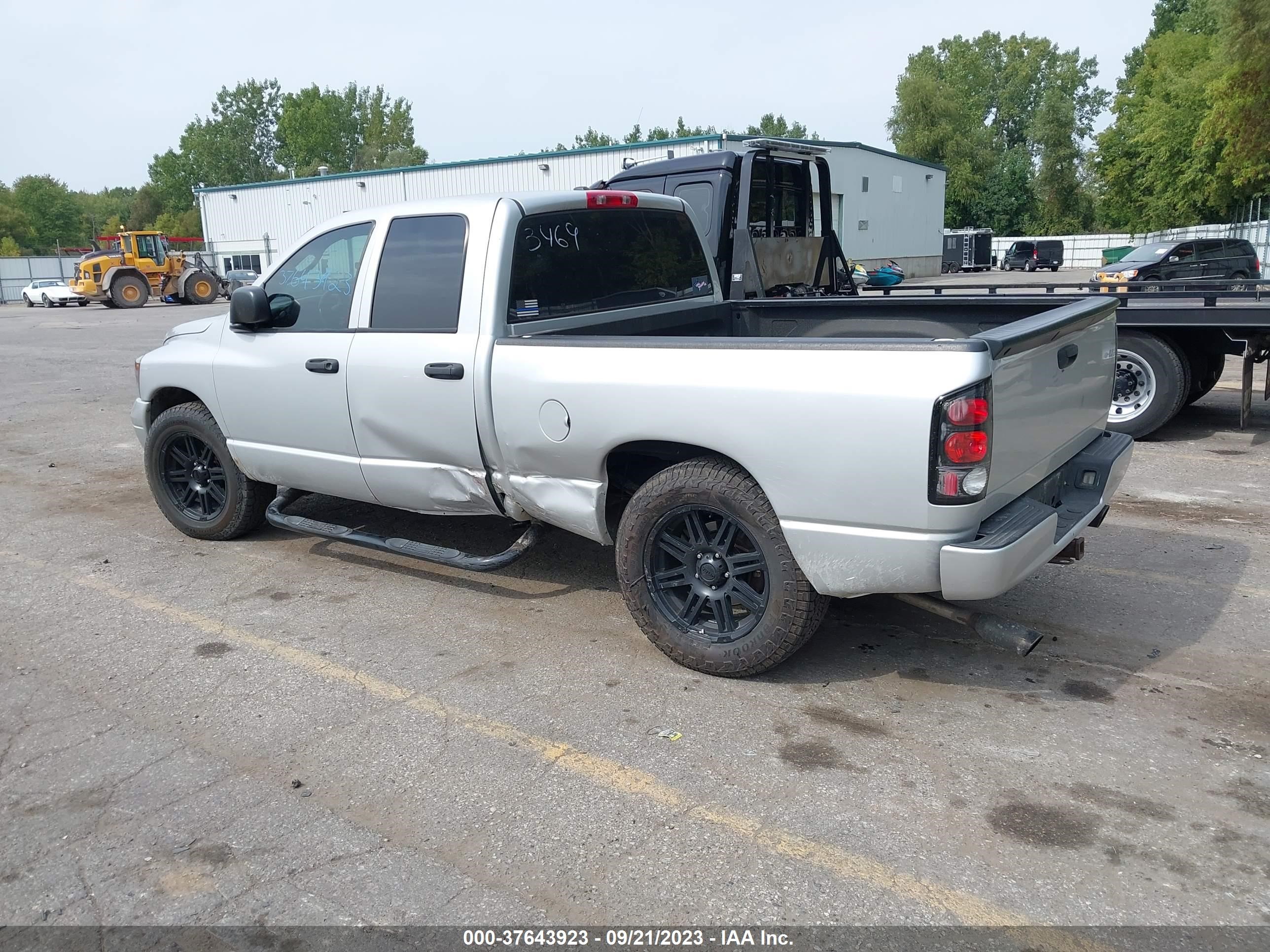 Photo 2 VIN: 1D7HU18216S553469 - DODGE RAM 