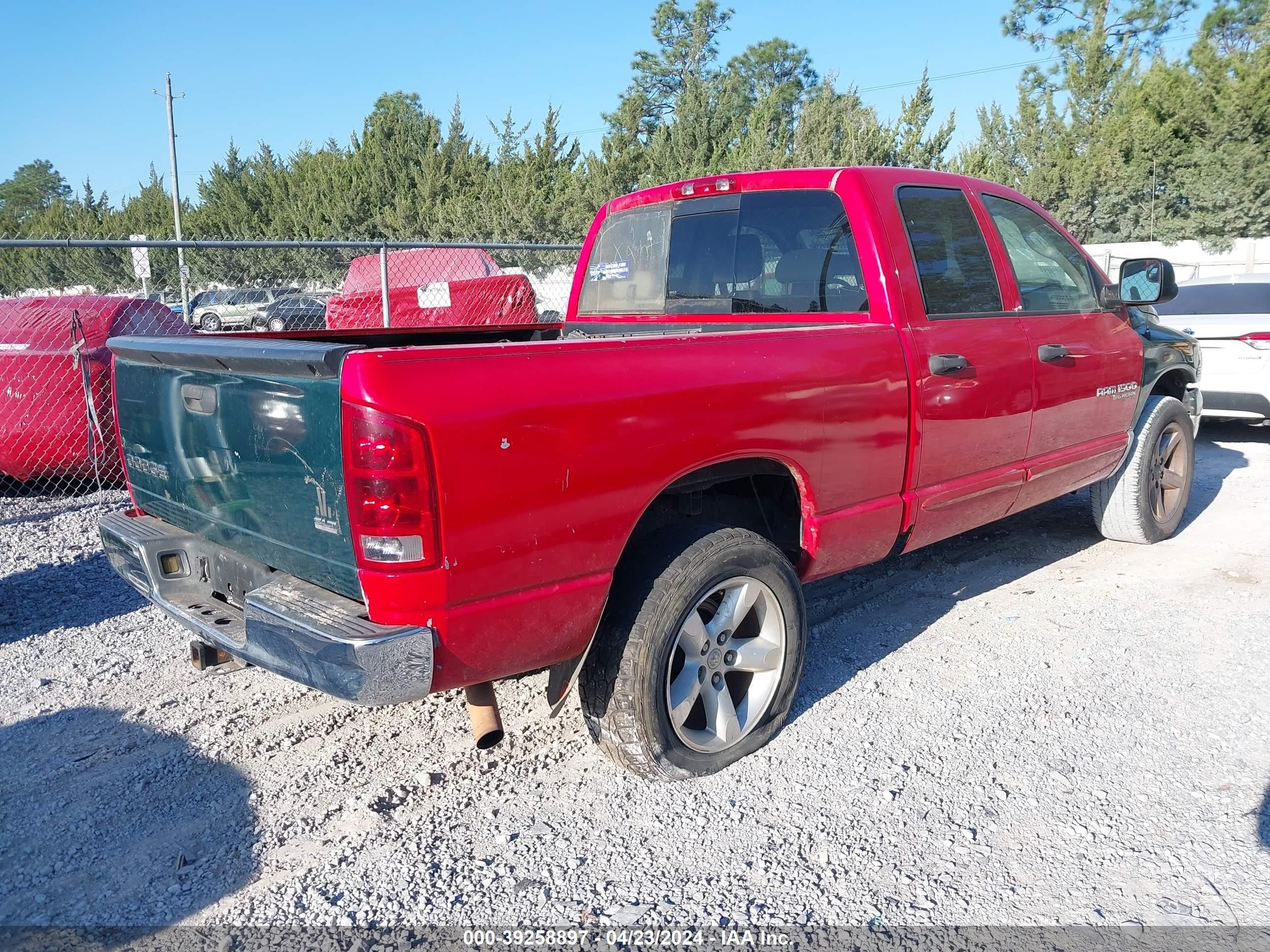 Photo 3 VIN: 1D7HU18216S586567 - DODGE RAM 