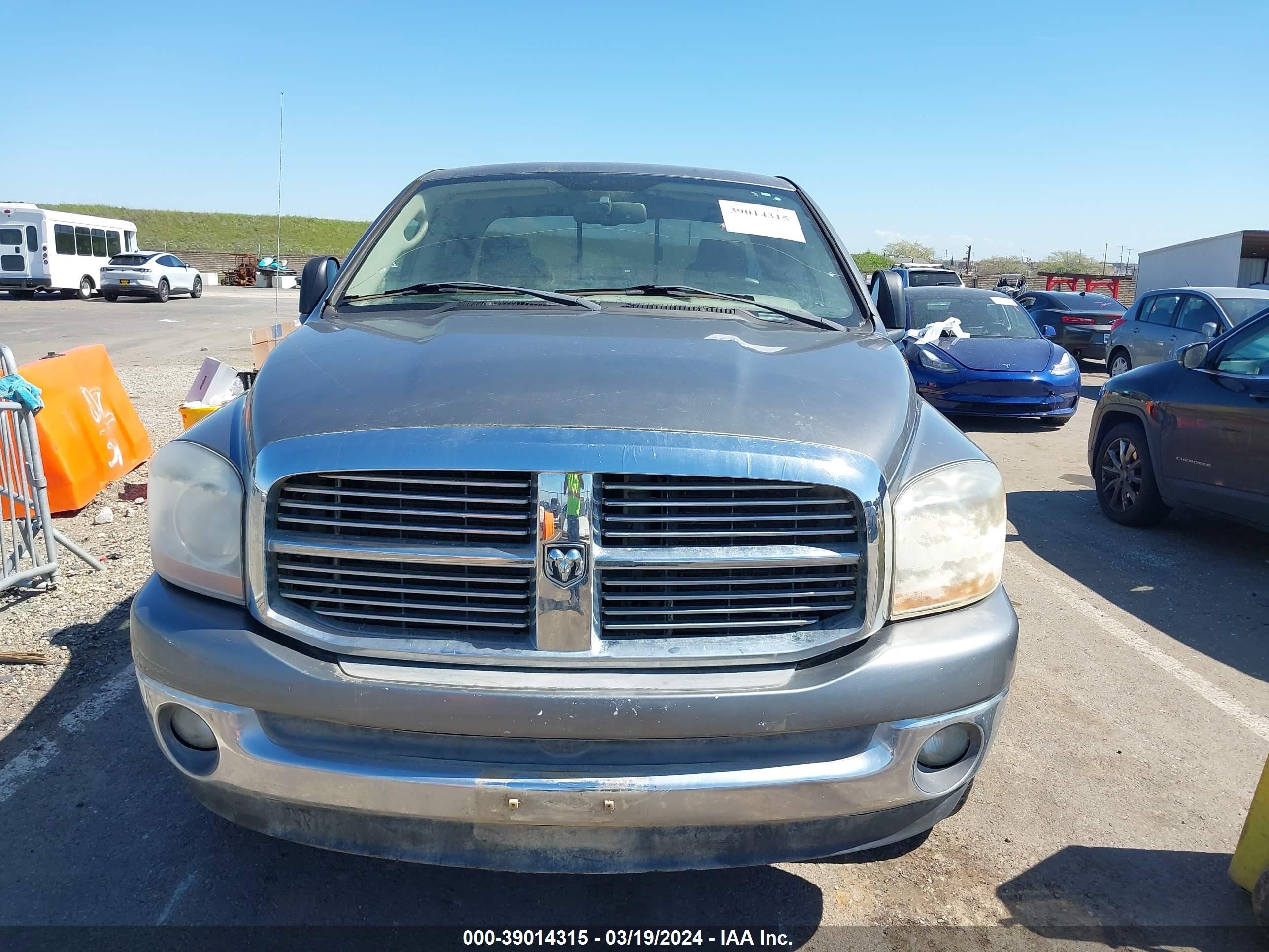 Photo 5 VIN: 1D7HU18216S678732 - DODGE RAM 