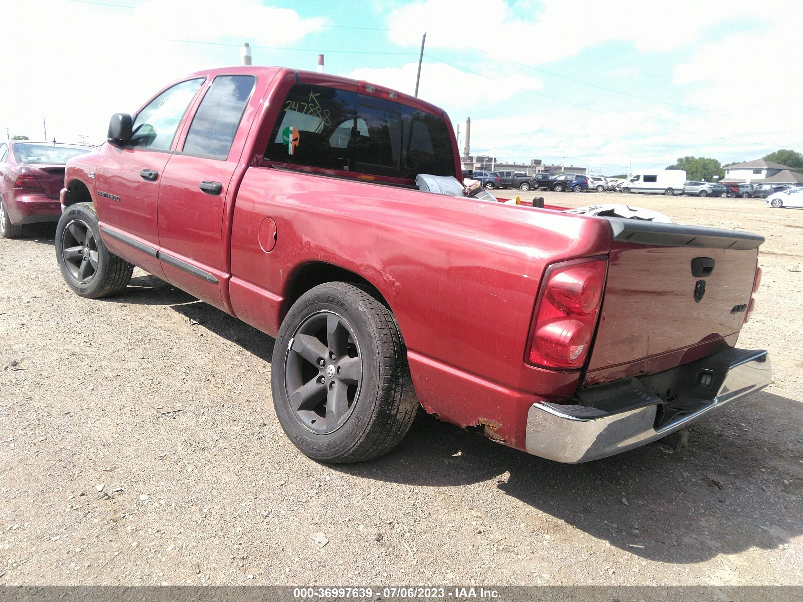 Photo 2 VIN: 1D7HU18217S247888 - DODGE RAM 