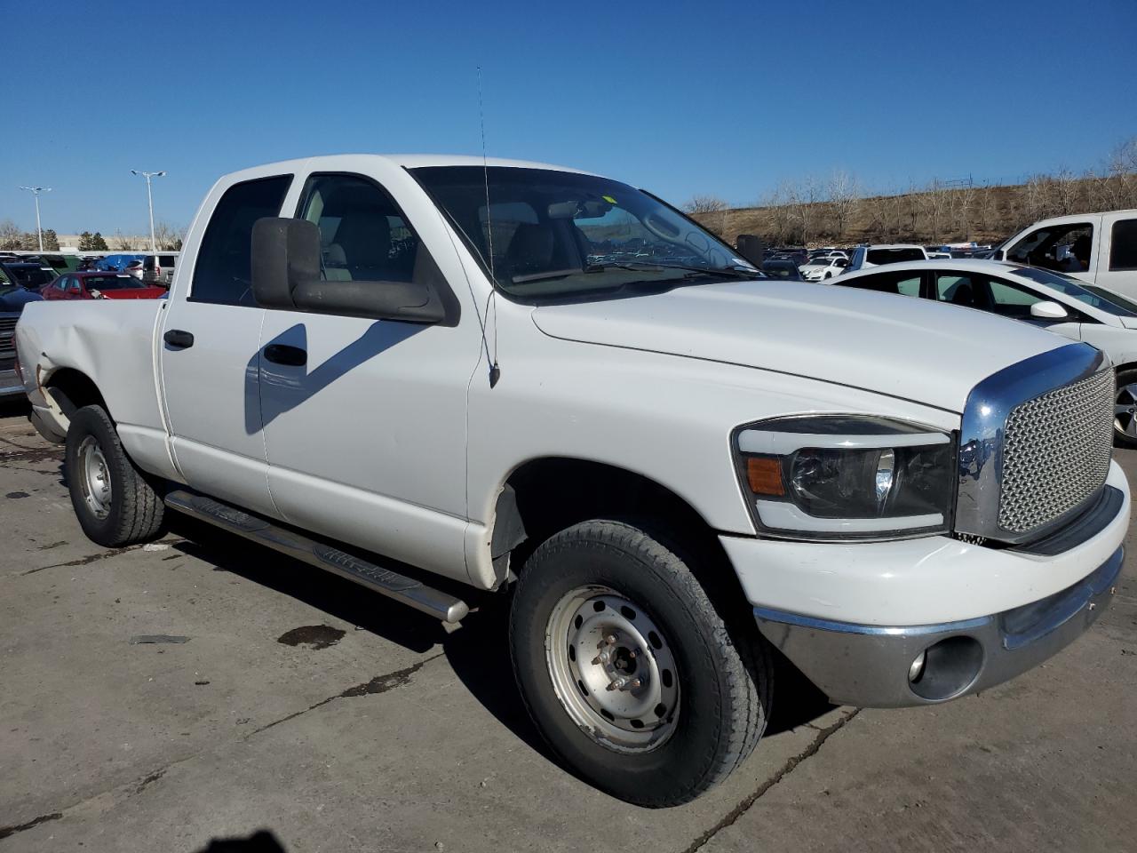 Photo 3 VIN: 1D7HU18218J145353 - DODGE RAM 