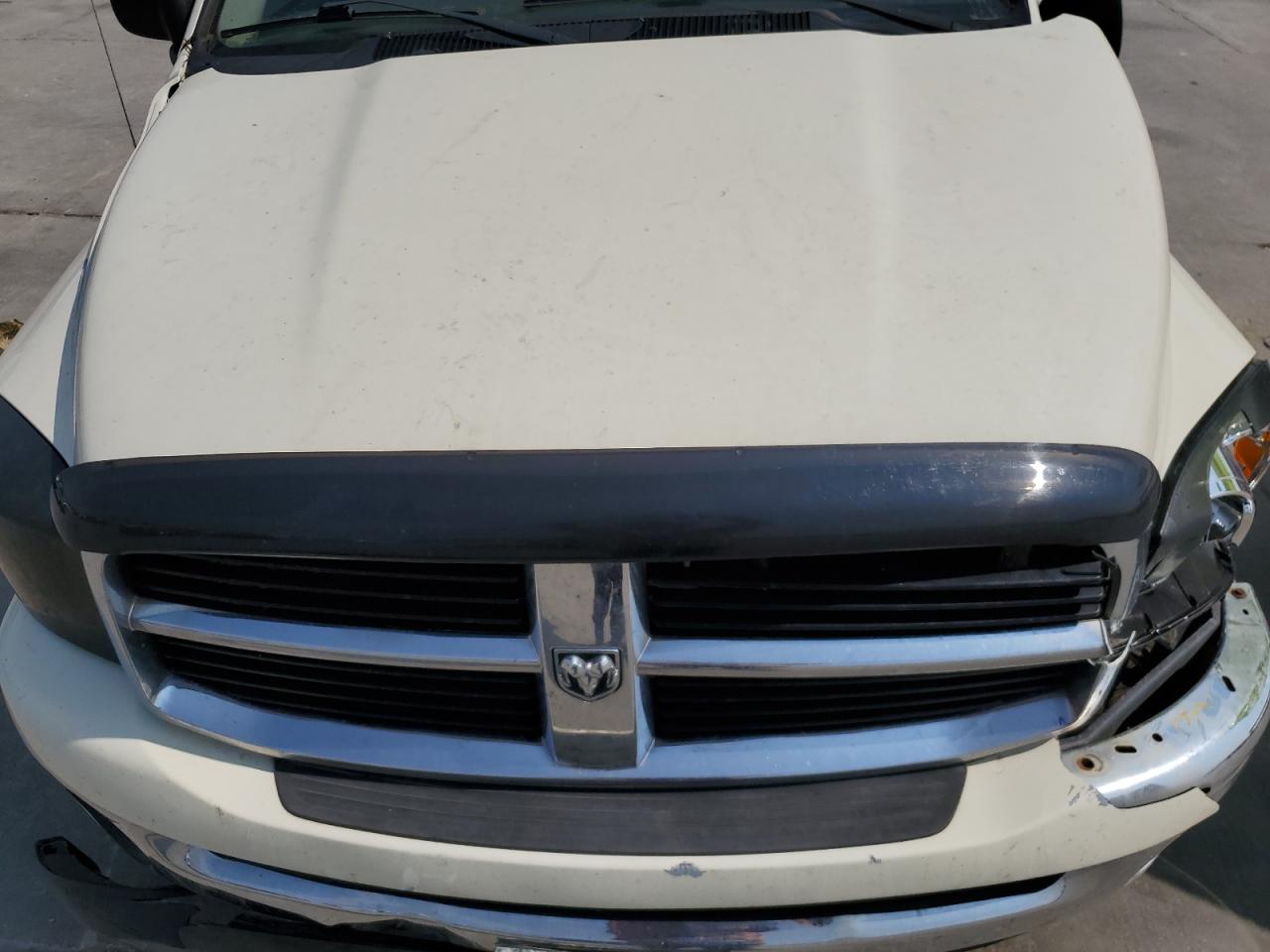 Photo 10 VIN: 1D7HU18218J164596 - DODGE RAM 