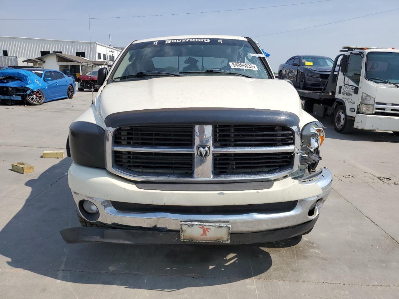 Photo 4 VIN: 1D7HU18218J164596 - DODGE RAM 