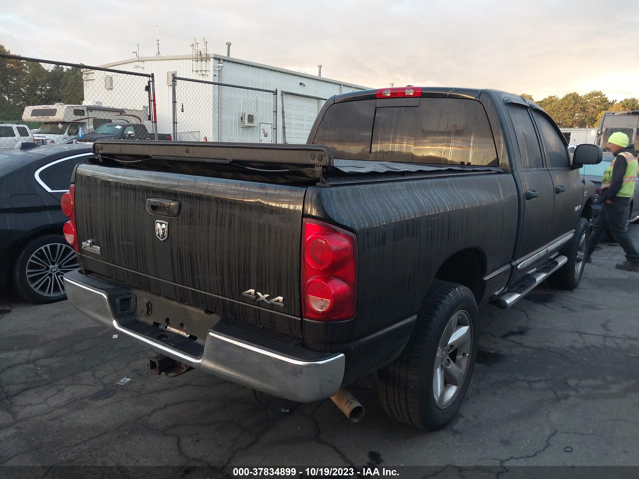 Photo 3 VIN: 1D7HU18228S546906 - DODGE RAM 