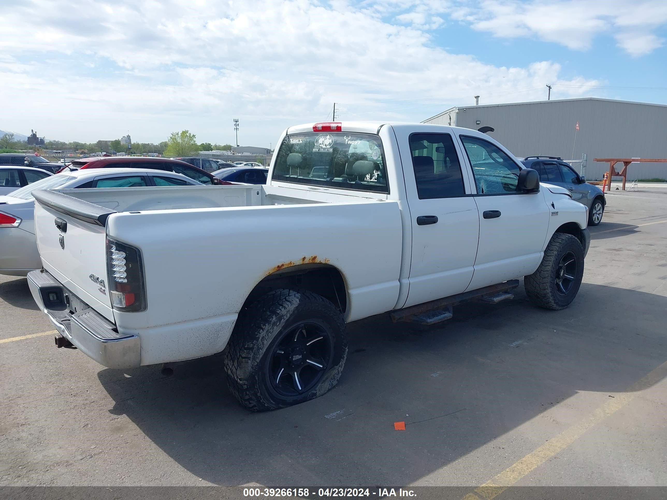 Photo 3 VIN: 1D7HU18236J150227 - DODGE RAM 