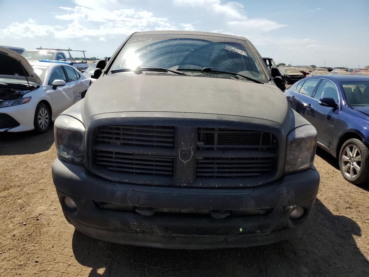 Photo 4 VIN: 1D7HU18237J557949 - DODGE RAM 