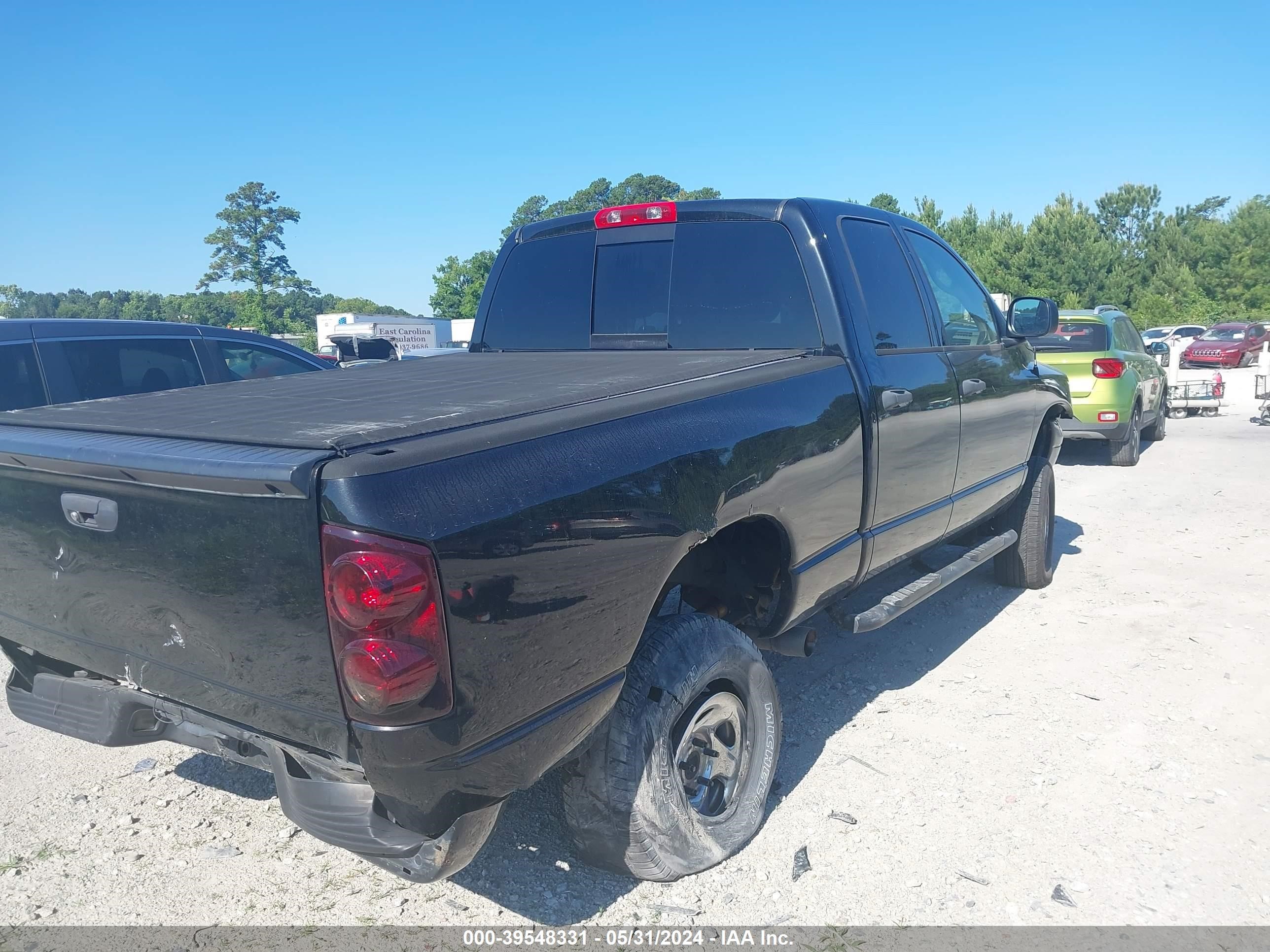 Photo 11 VIN: 1D7HU18238S607521 - DODGE RAM 