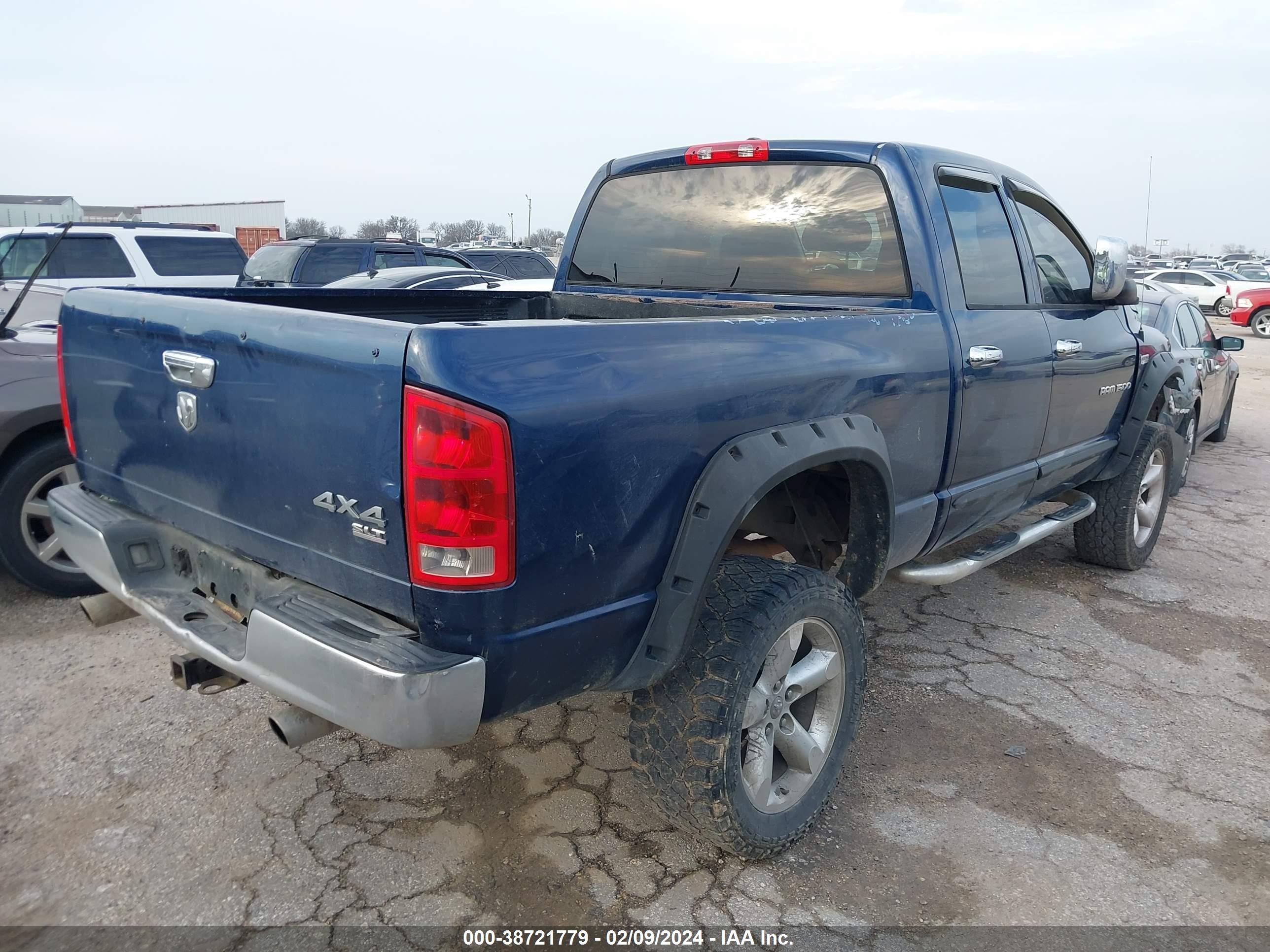 Photo 3 VIN: 1D7HU18246S628813 - DODGE RAM 