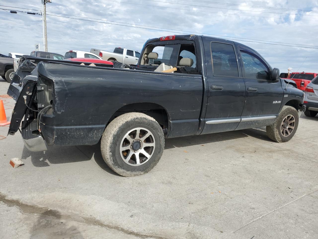 Photo 2 VIN: 1D7HU18248J103002 - DODGE RAM 