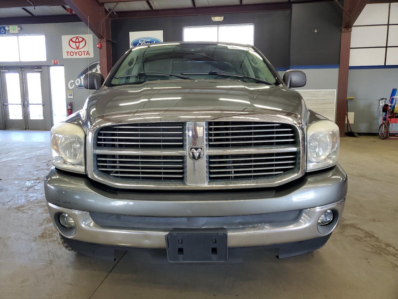 Photo 4 VIN: 1D7HU18257S135496 - DODGE RAM 