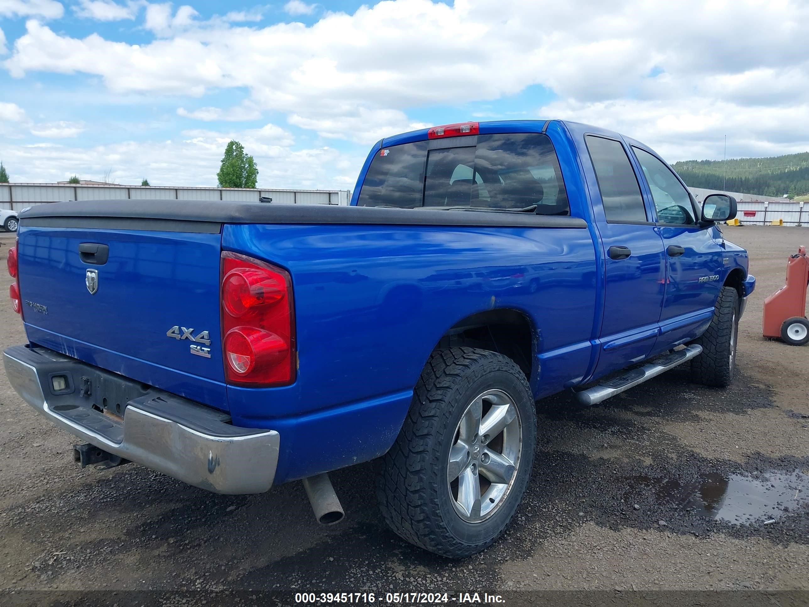 Photo 3 VIN: 1D7HU18257S148538 - DODGE RAM 