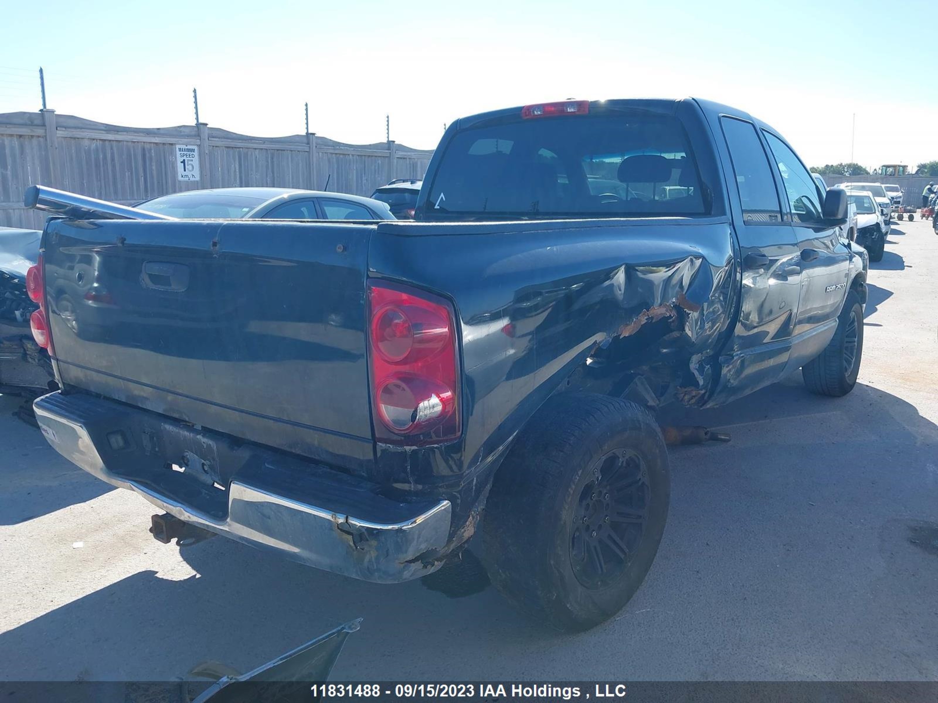 Photo 3 VIN: 1D7HU18258J202587 - DODGE RAM 