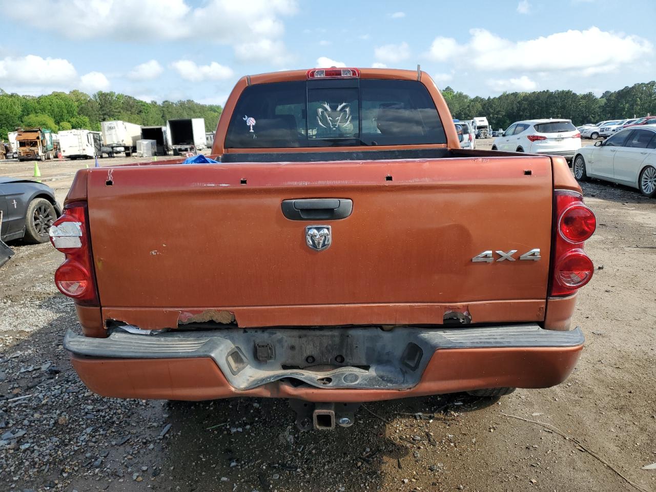 Photo 5 VIN: 1D7HU18258S521997 - DODGE RAM 