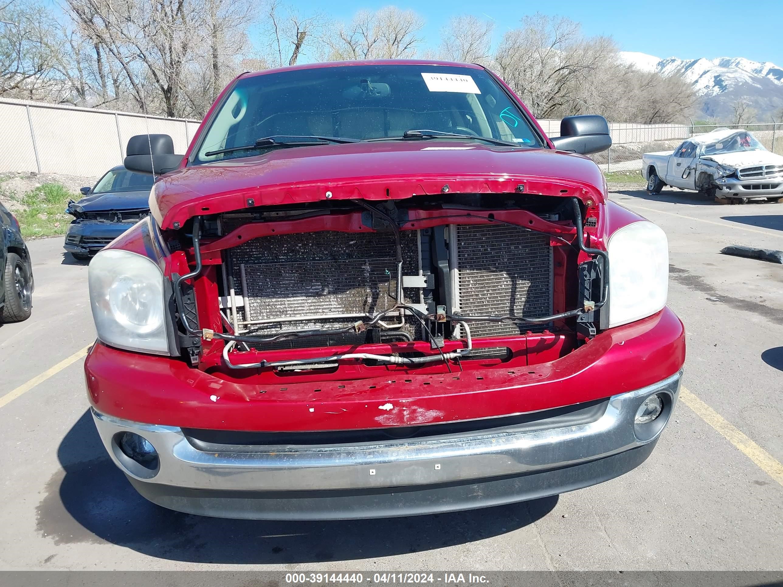 Photo 11 VIN: 1D7HU18258S606810 - DODGE RAM 