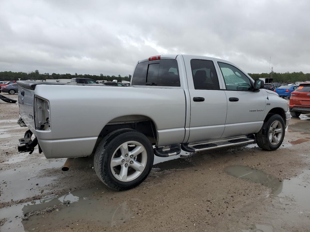 Photo 2 VIN: 1D7HU18267S226762 - DODGE RAM 