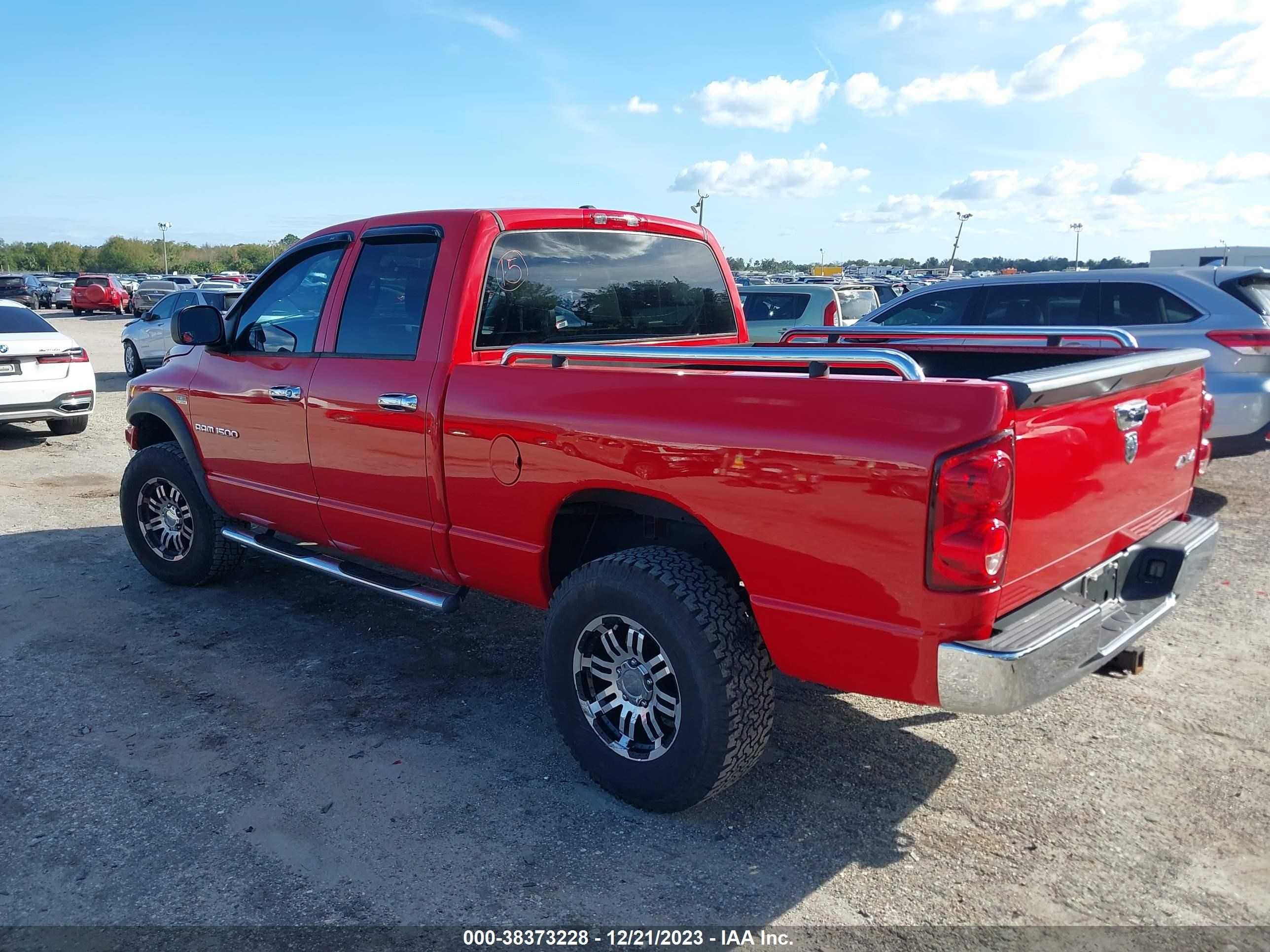 Photo 2 VIN: 1D7HU18277J561762 - DODGE RAM 