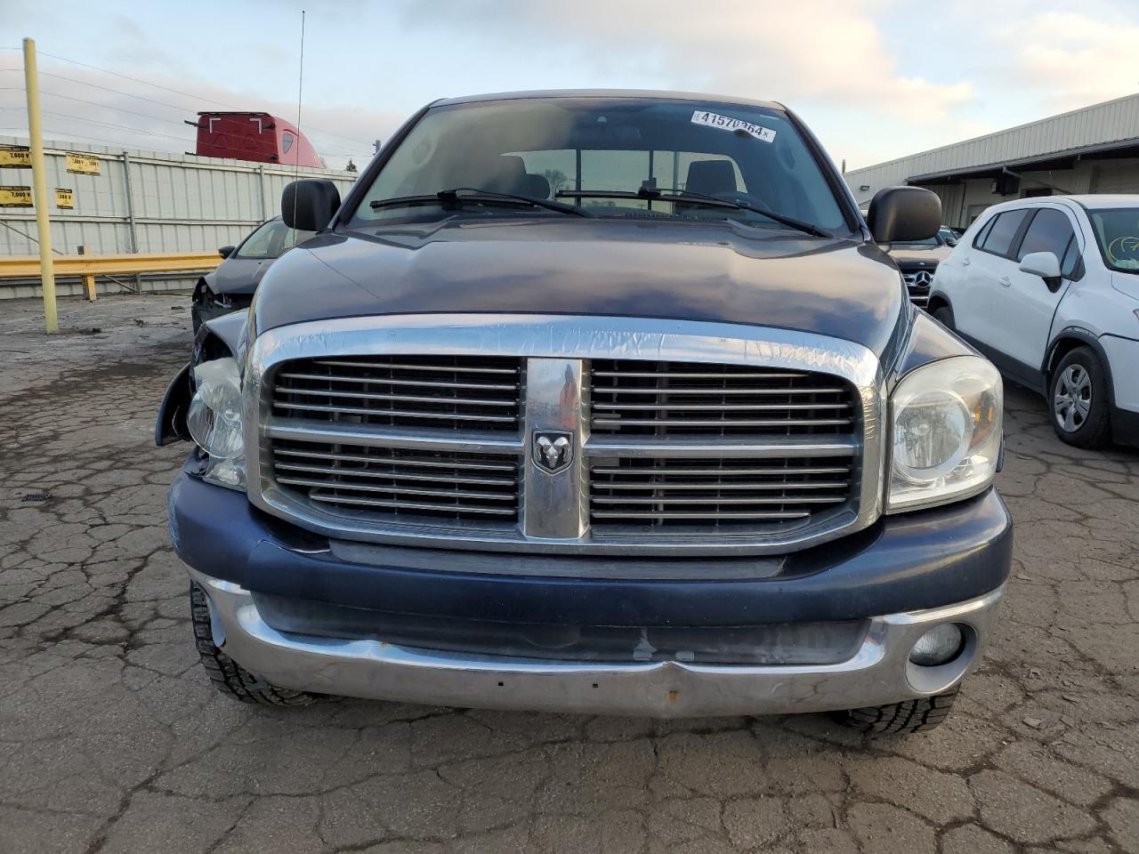 Photo 4 VIN: 1D7HU18277J622818 - DODGE RAM 