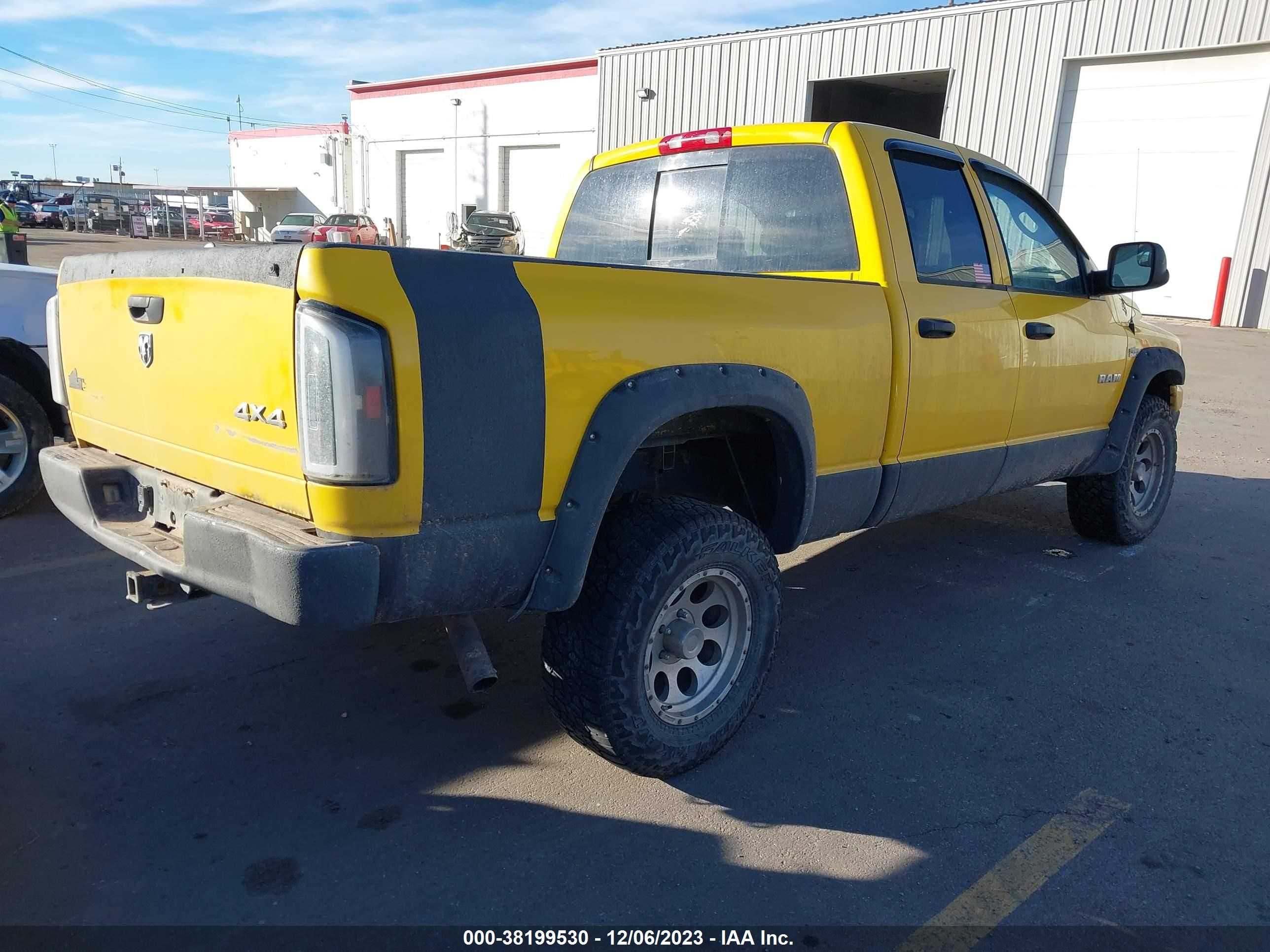 Photo 3 VIN: 1D7HU18278S571008 - DODGE RAM 