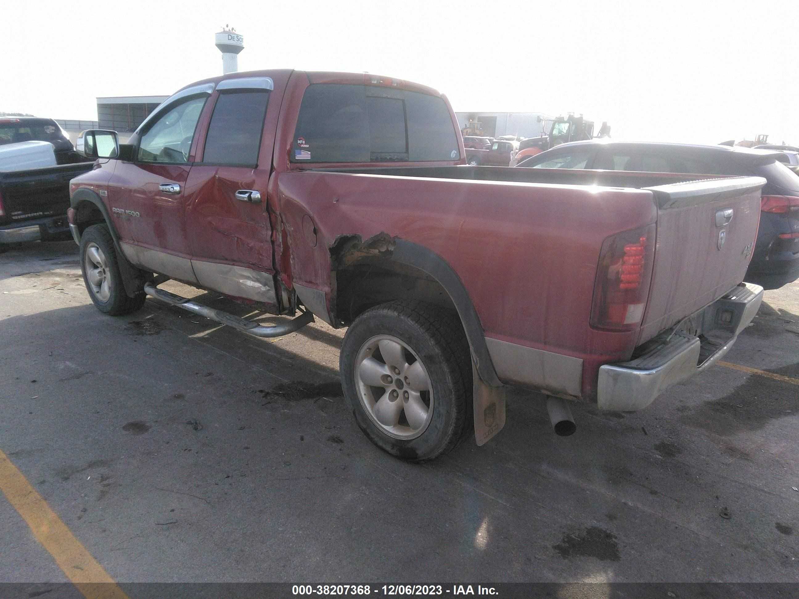 Photo 2 VIN: 1D7HU18286S681644 - DODGE RAM 