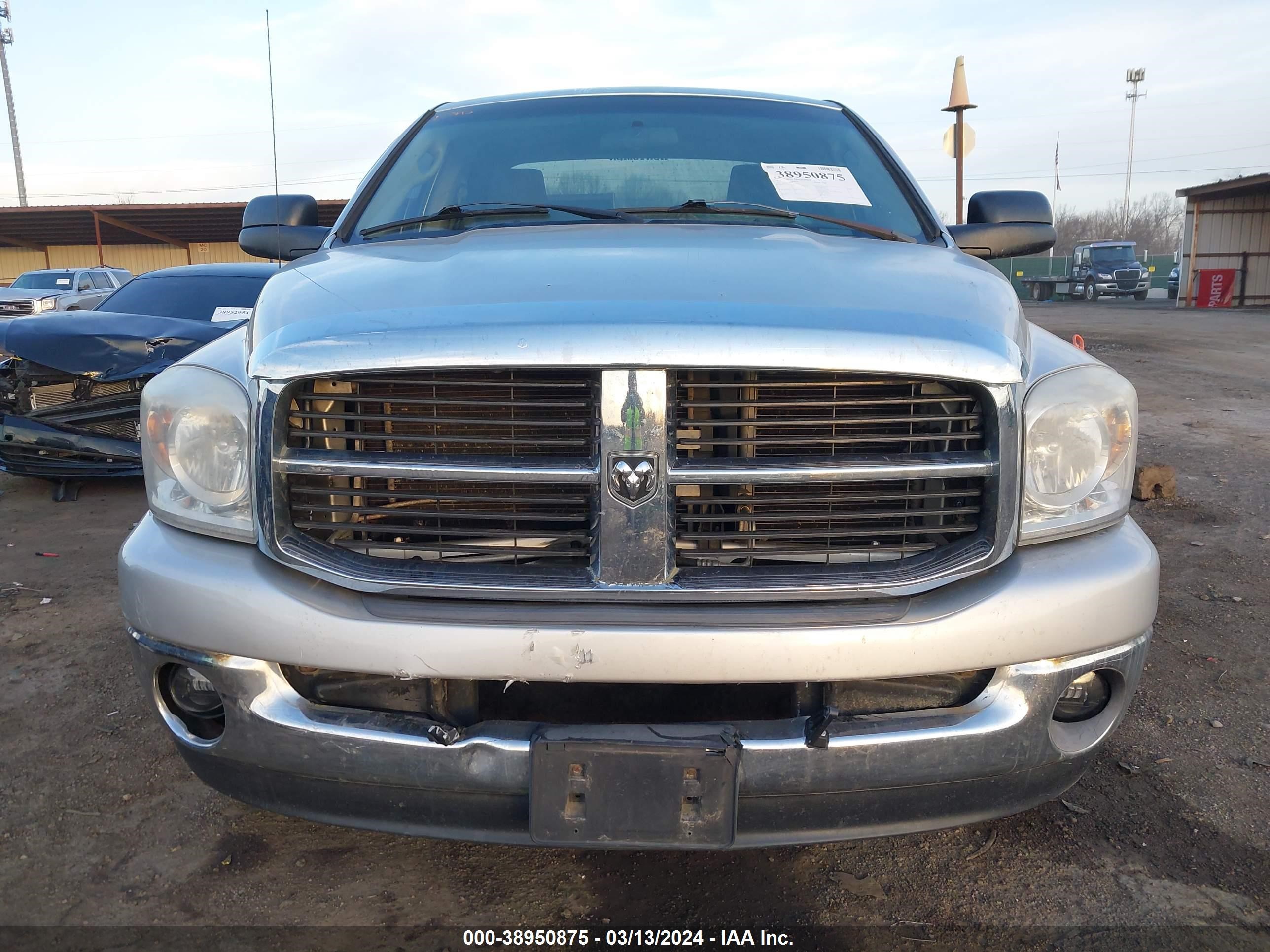 Photo 5 VIN: 1D7HU18287S245152 - DODGE RAM 