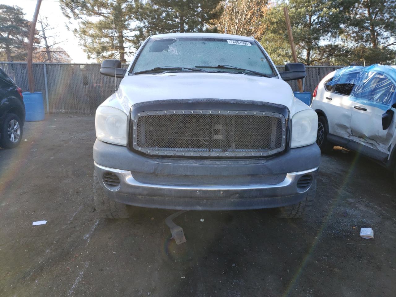 Photo 4 VIN: 1D7HU18288J142398 - DODGE RAM 