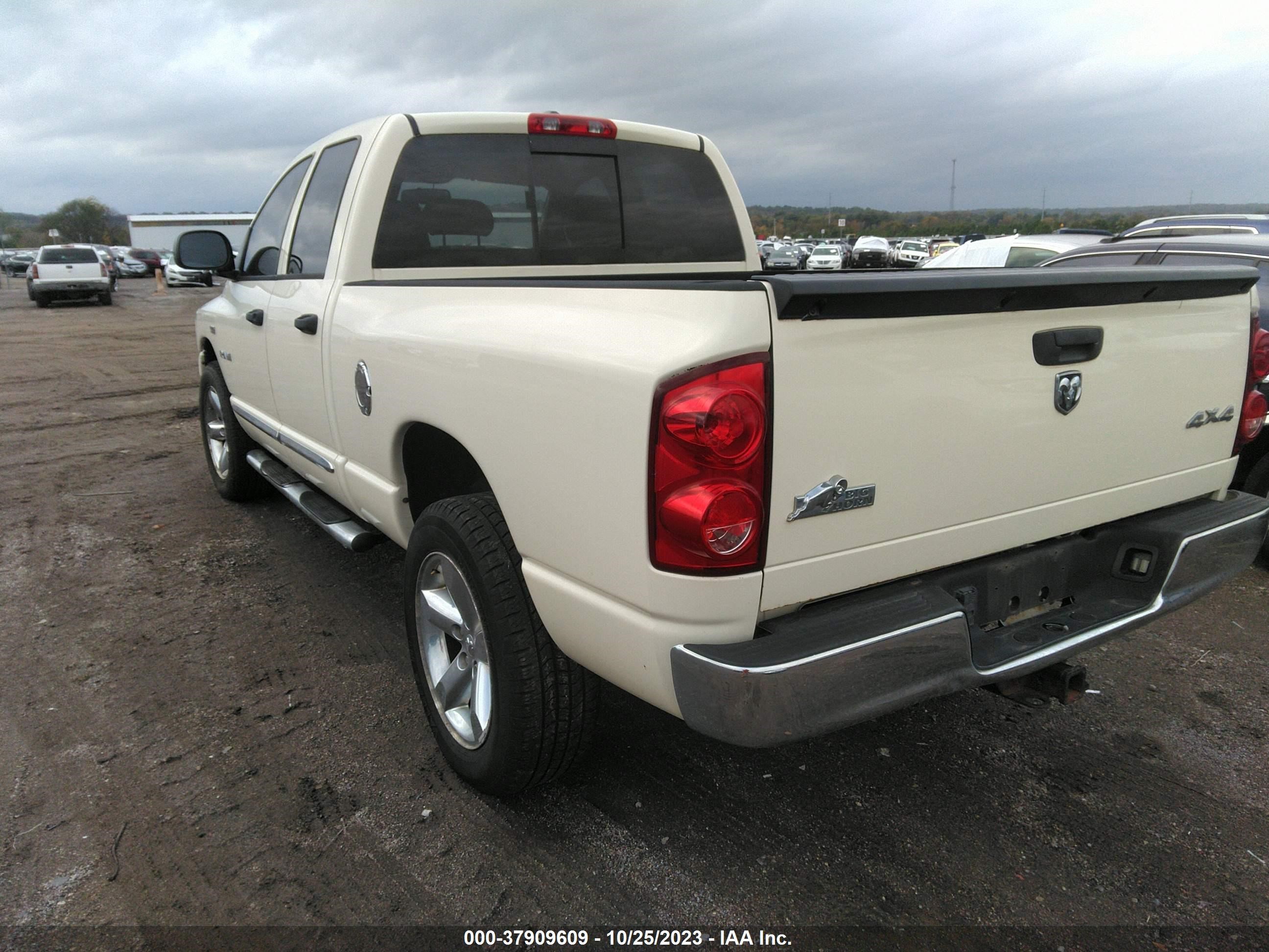 Photo 2 VIN: 1D7HU18288J164790 - DODGE RAM 