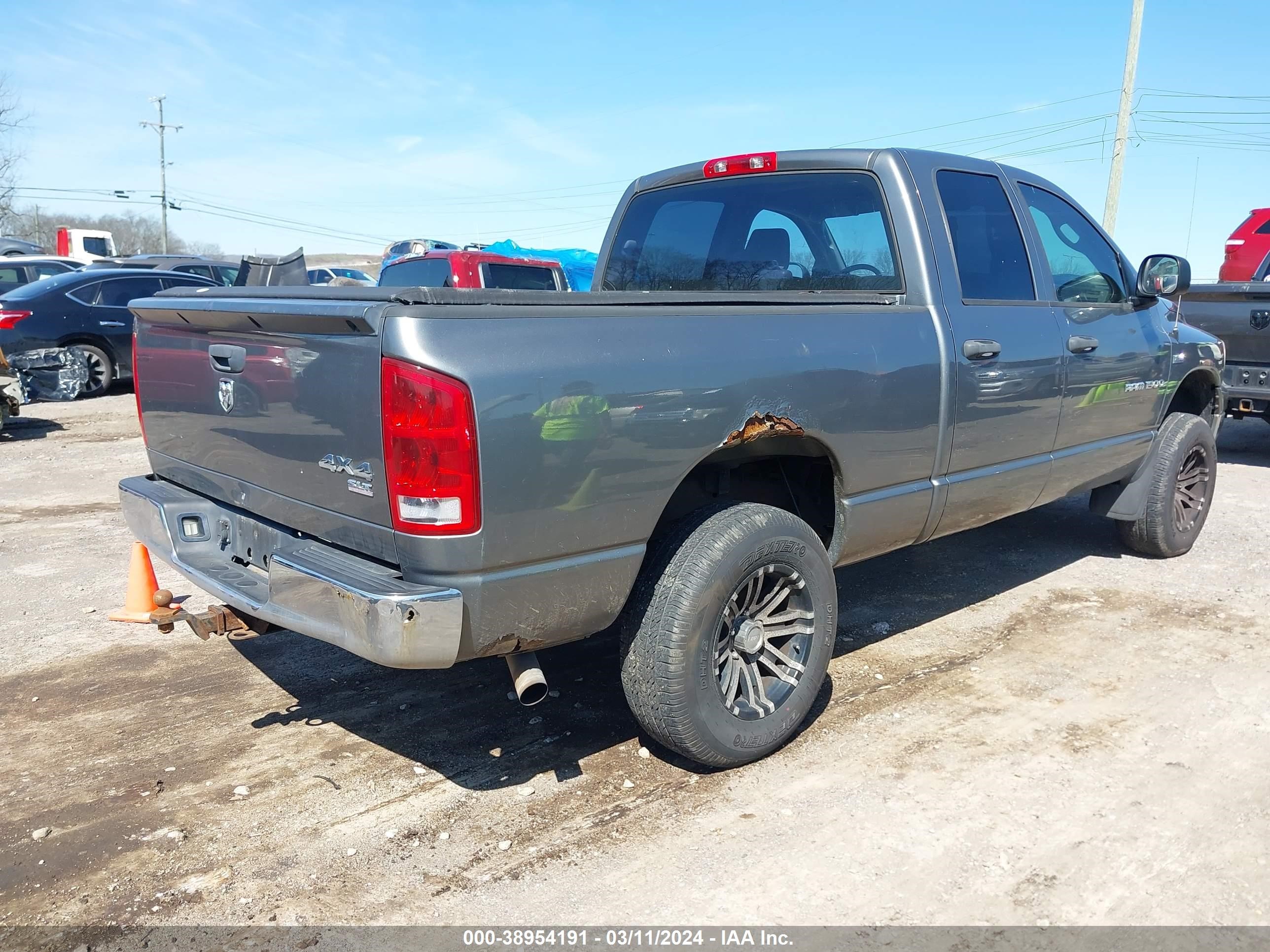 Photo 3 VIN: 1D7HU18296S548326 - DODGE RAM 