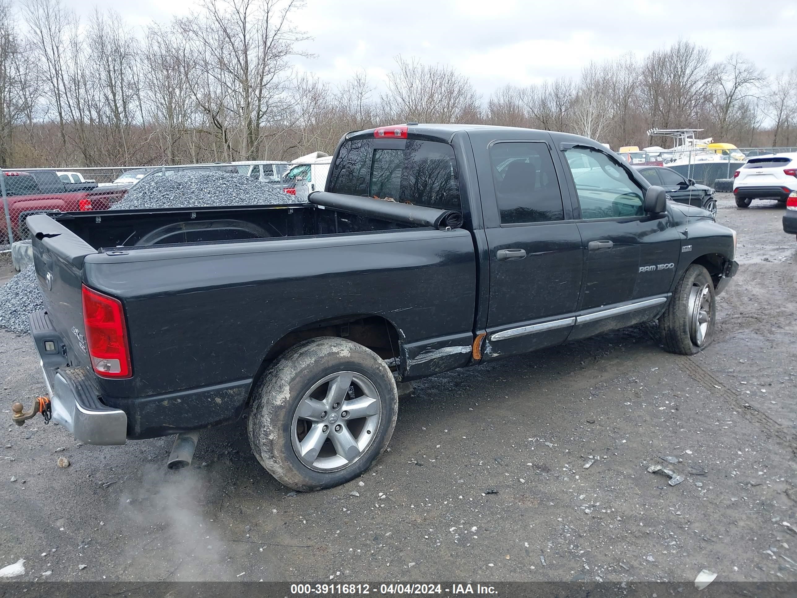 Photo 3 VIN: 1D7HU18296S632016 - DODGE RAM 