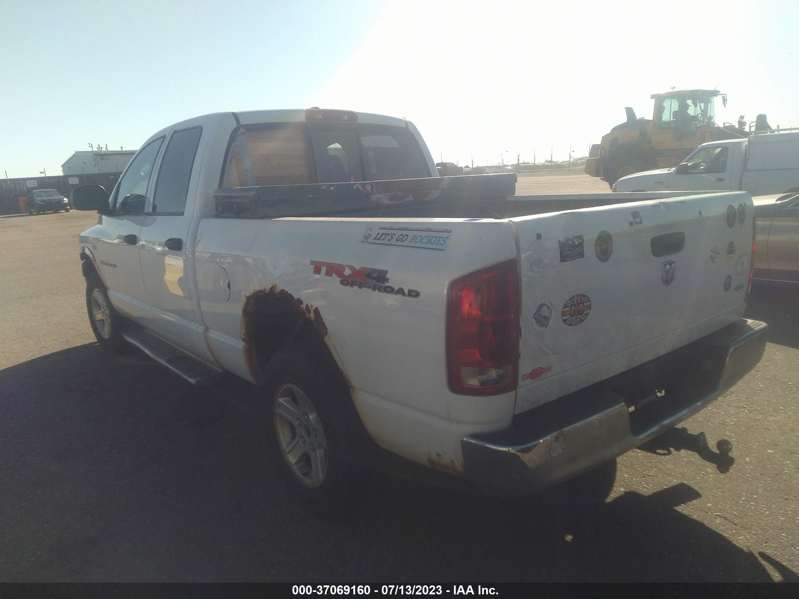 Photo 2 VIN: 1D7HU18296S672693 - DODGE RAM 