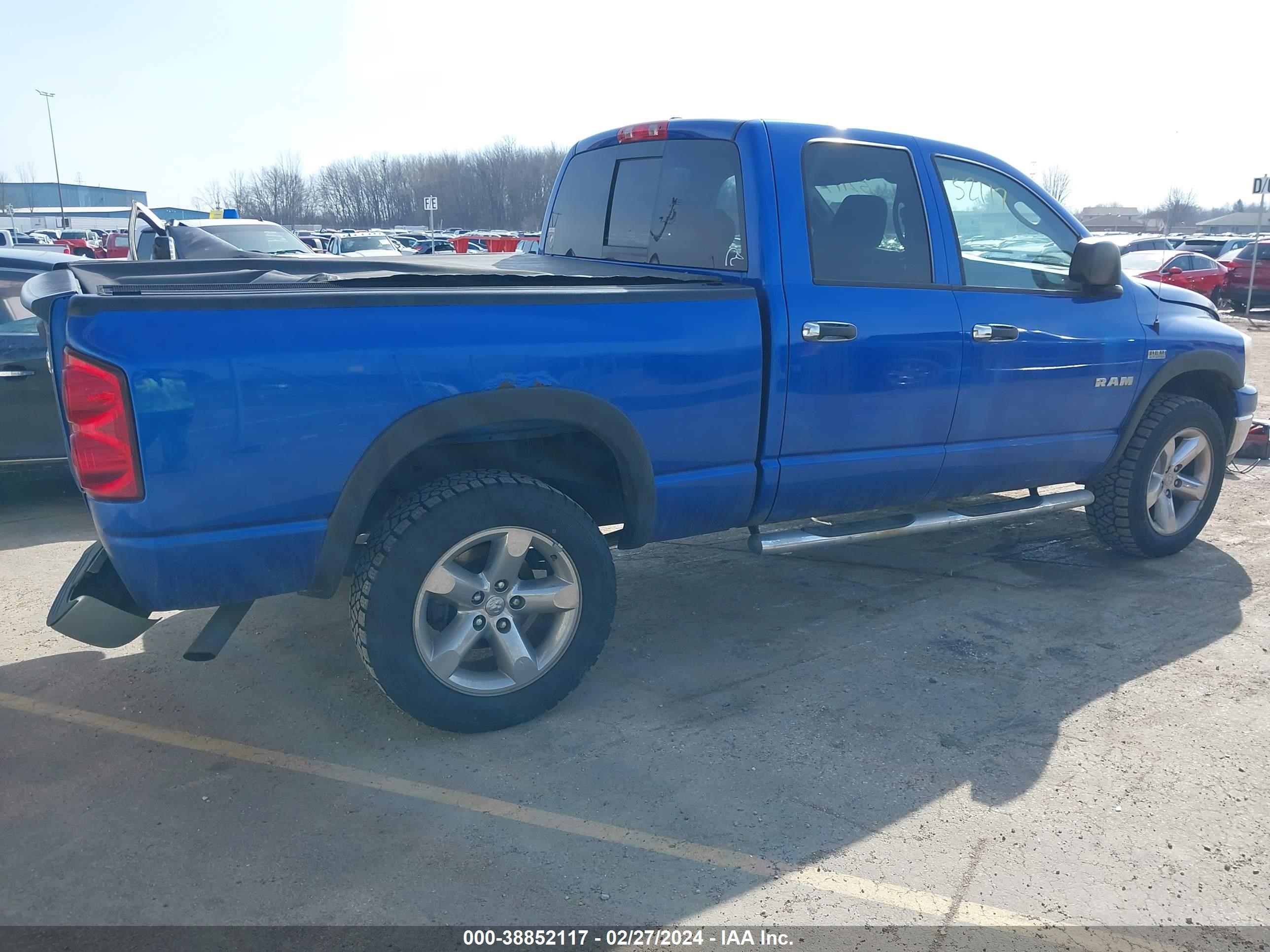 Photo 3 VIN: 1D7HU18298J218775 - DODGE RAM 