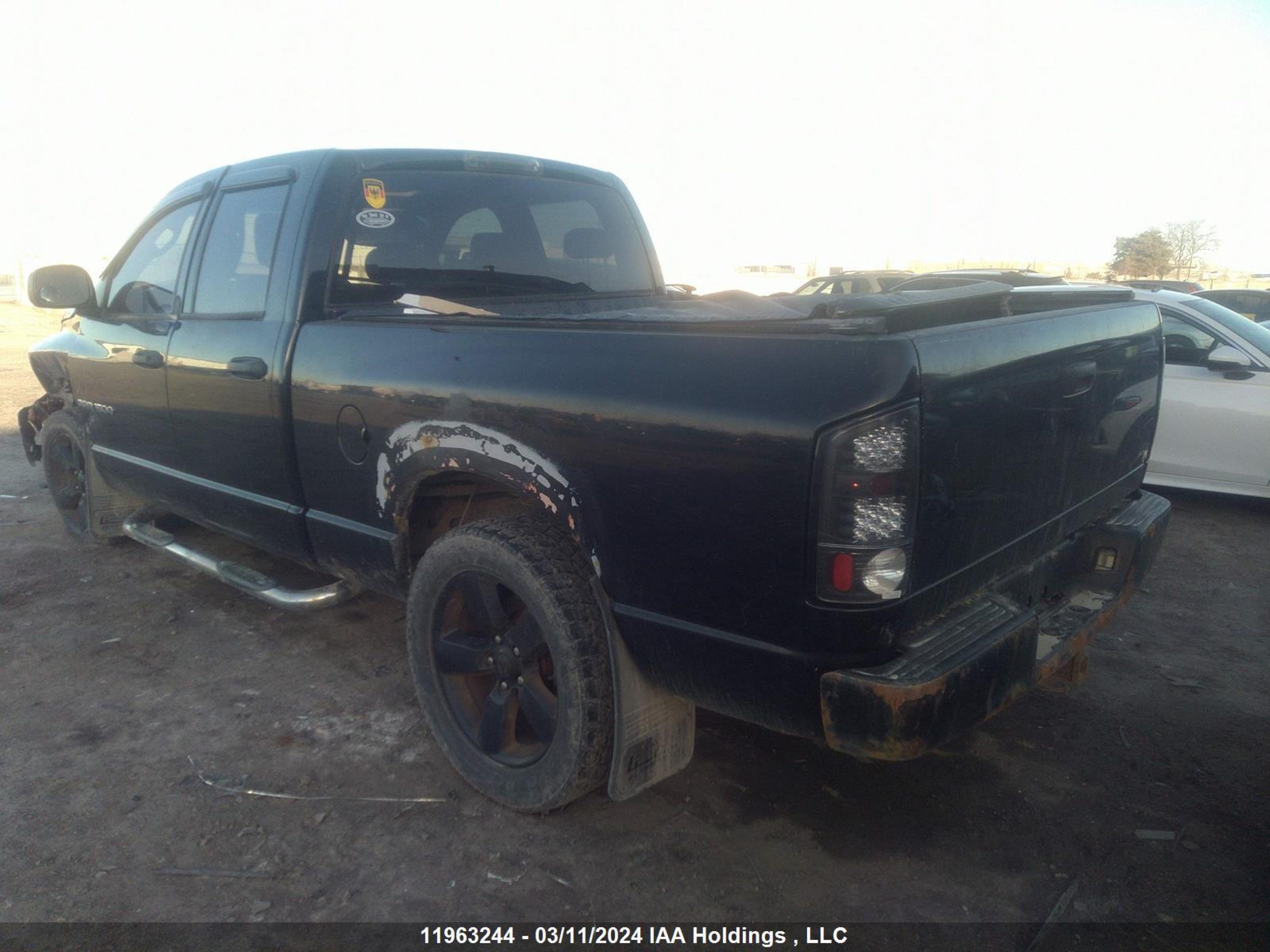 Photo 2 VIN: 1D7HU182X6S562008 - DODGE RAM 