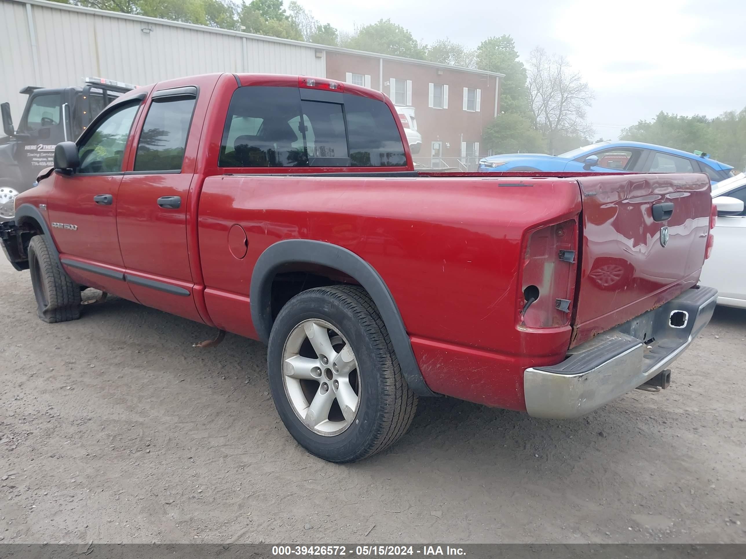 Photo 2 VIN: 1D7HU182X7S102526 - DODGE RAM 