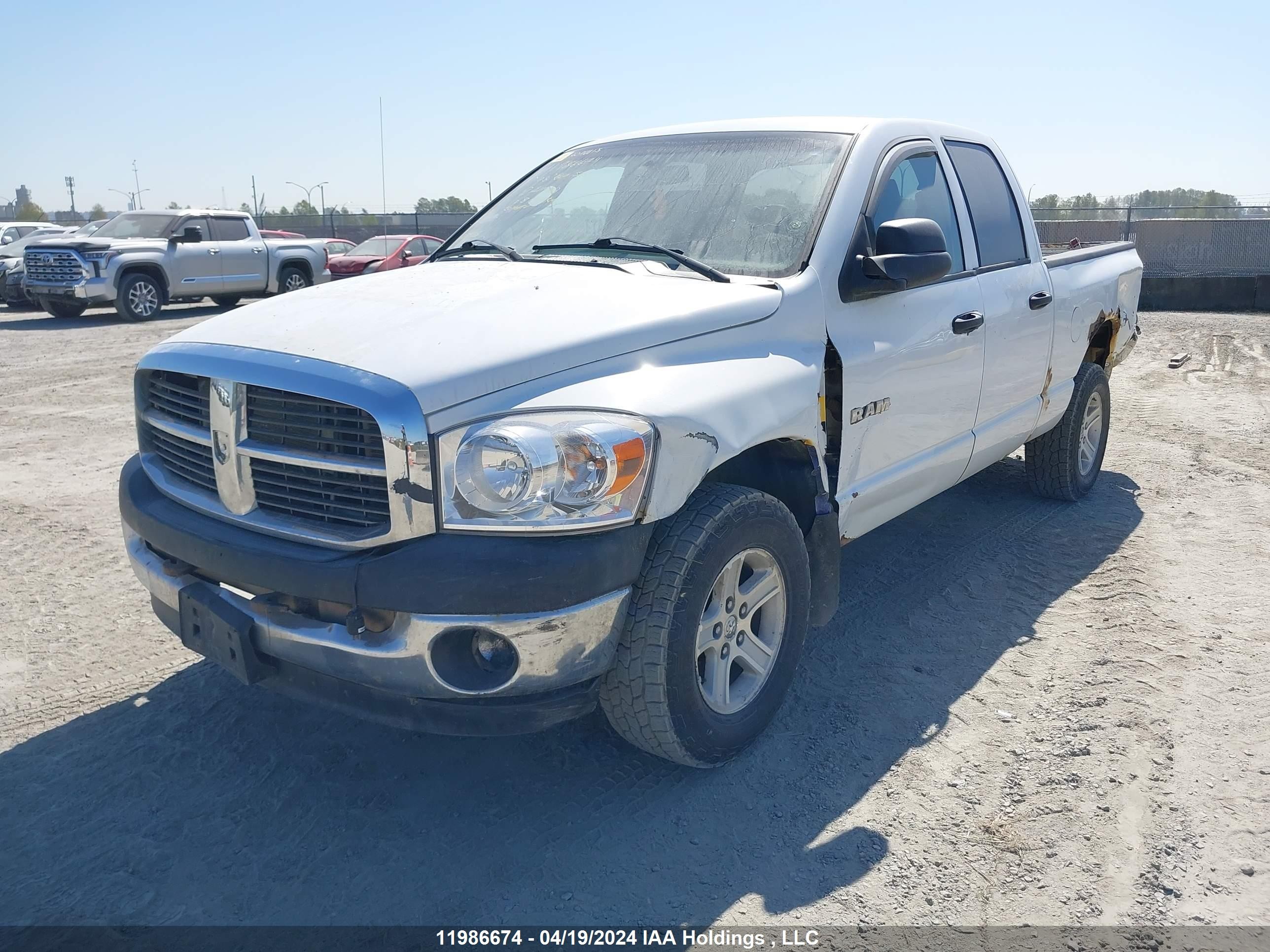 Photo 1 VIN: 1D7HU182X8J217103 - DODGE RAM 