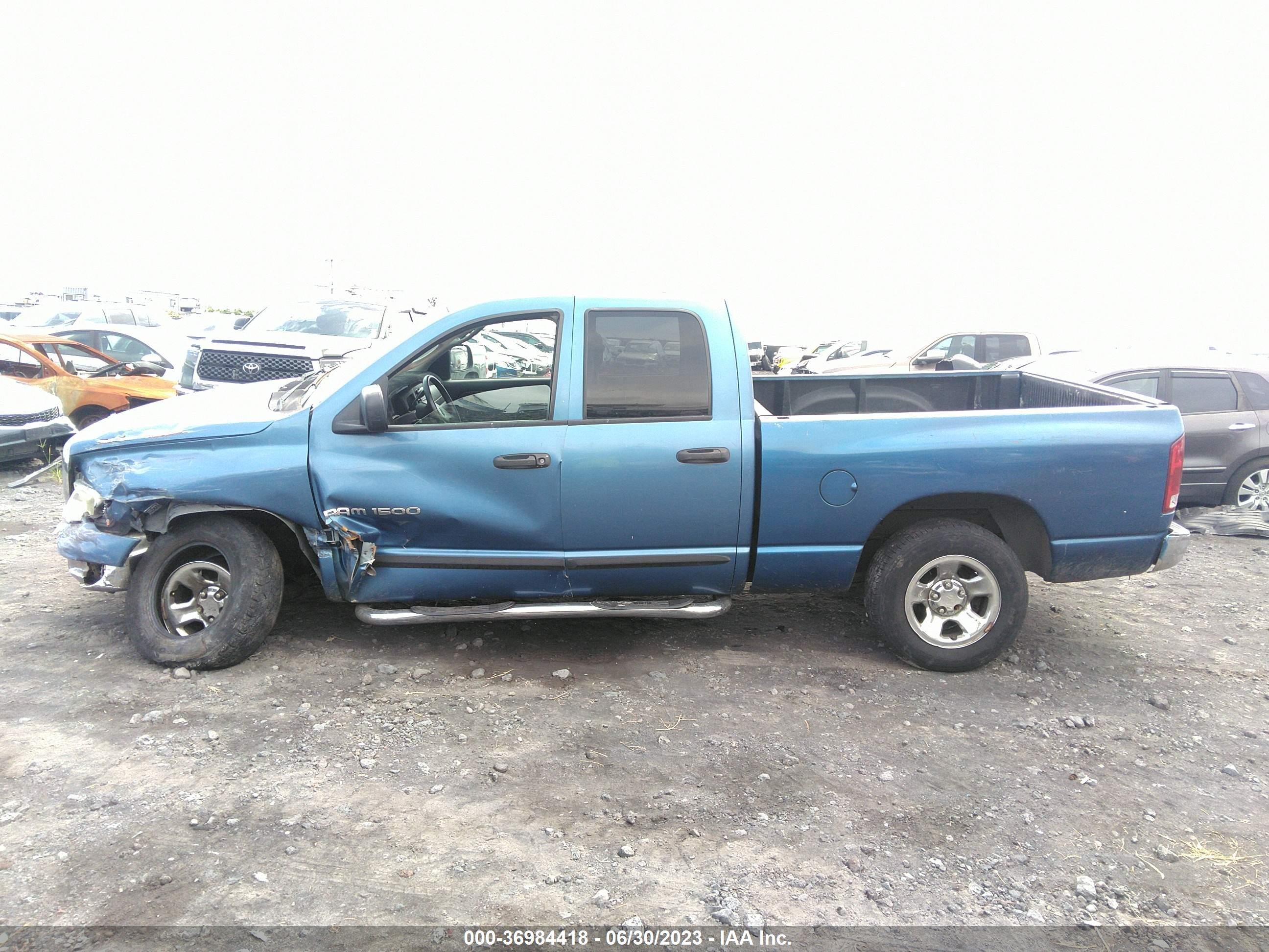 Photo 13 VIN: 1D7HU18D13J615343 - DODGE RAM 