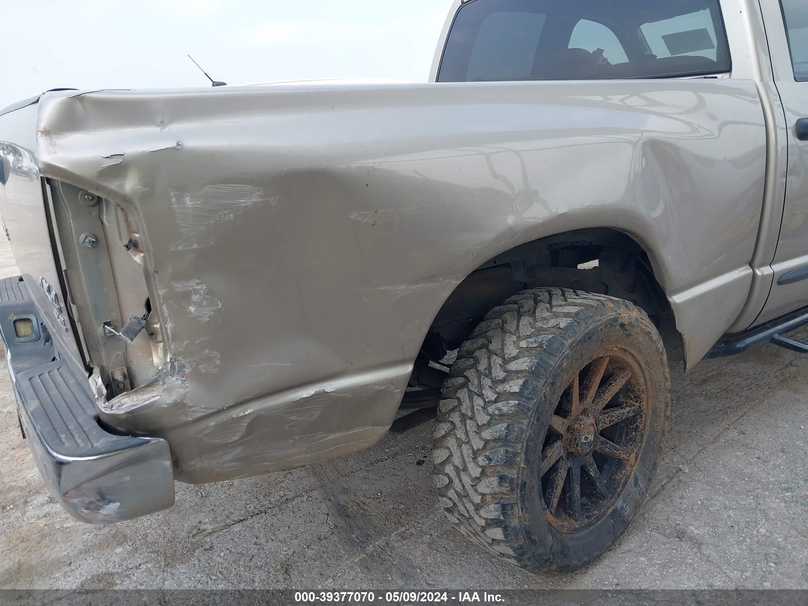 Photo 5 VIN: 1D7HU18D23J609969 - DODGE RAM 