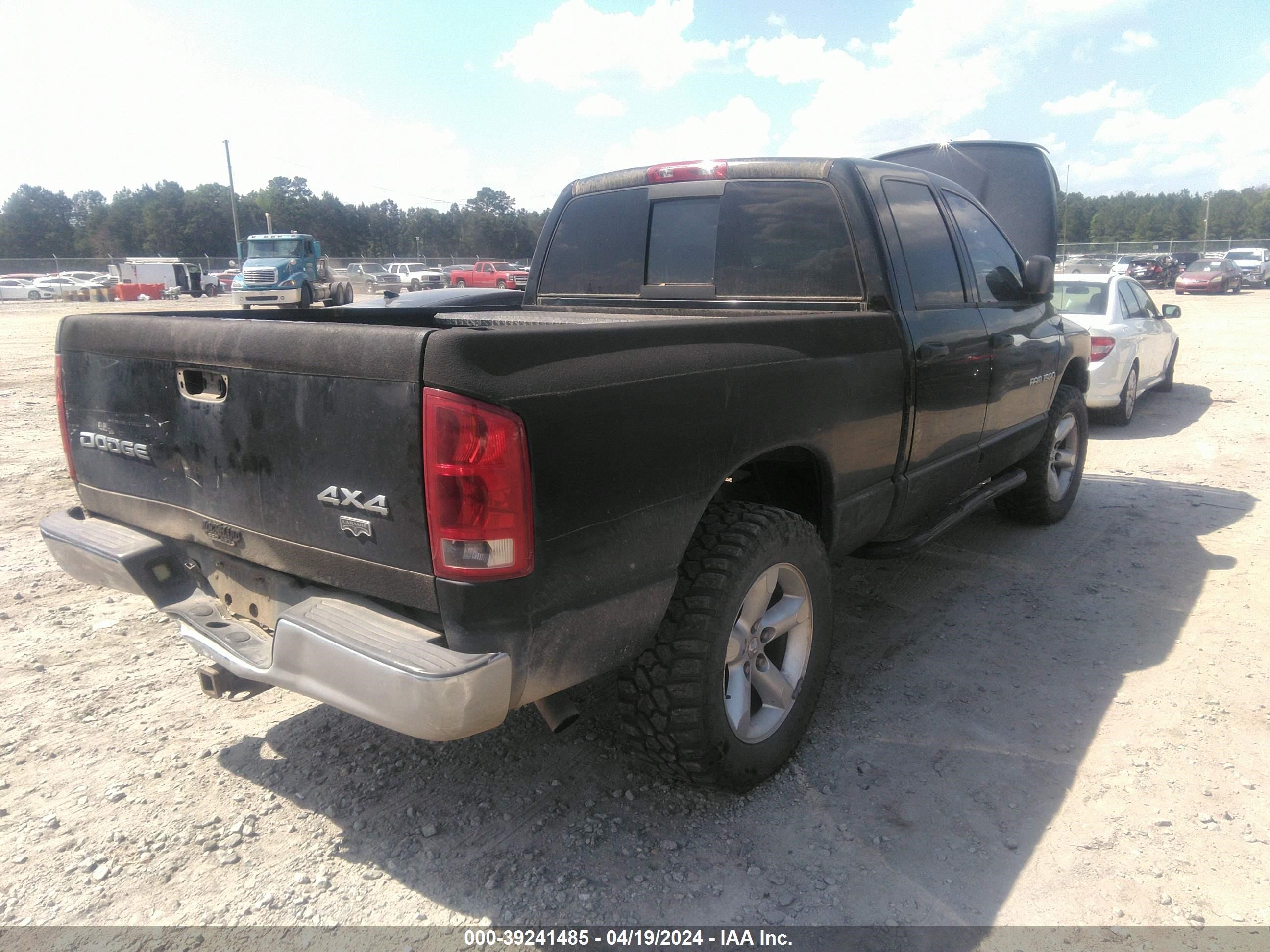 Photo 3 VIN: 1D7HU18D23J627615 - DODGE RAM 