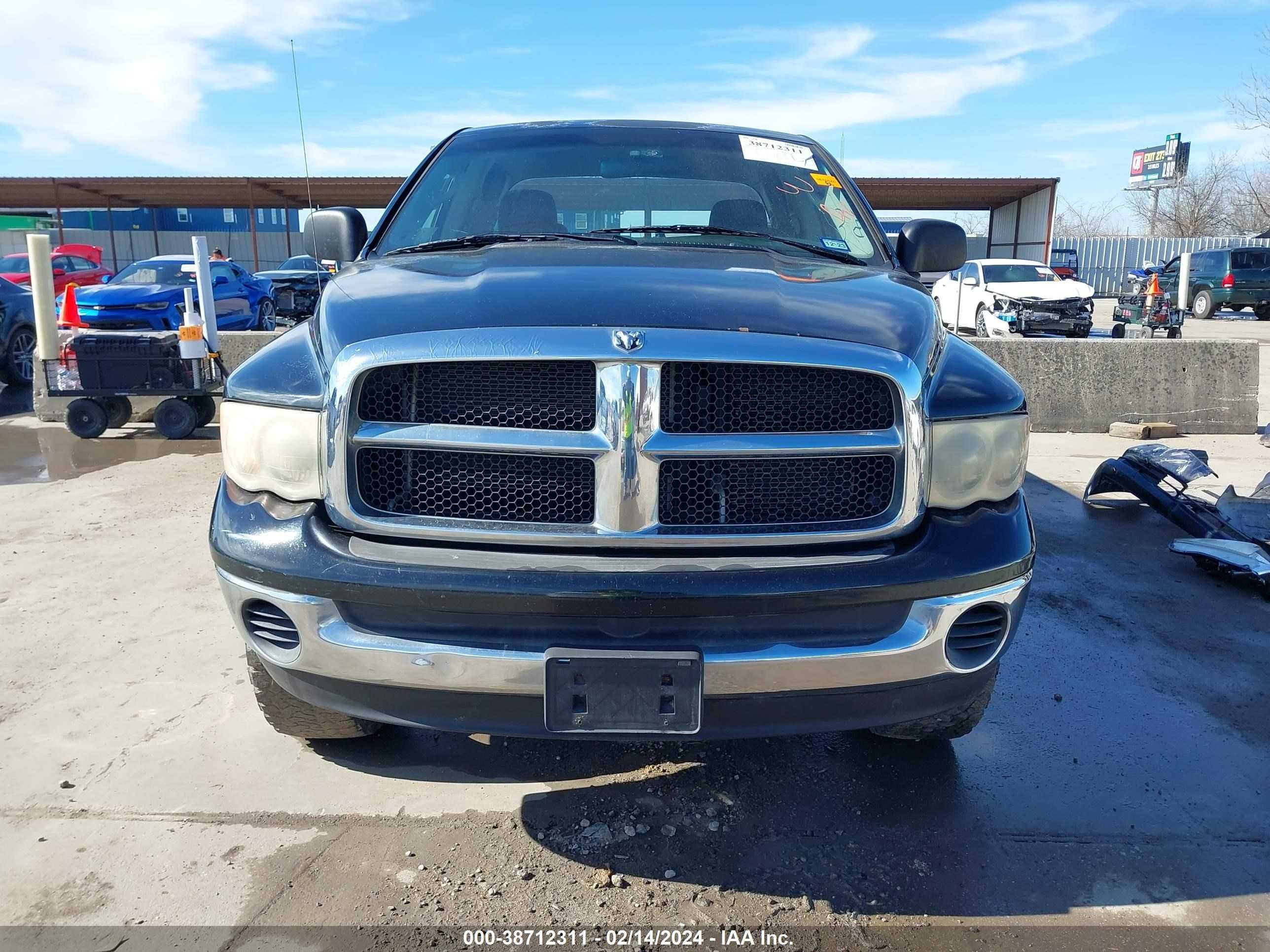 Photo 11 VIN: 1D7HU18D25S351918 - DODGE RAM 