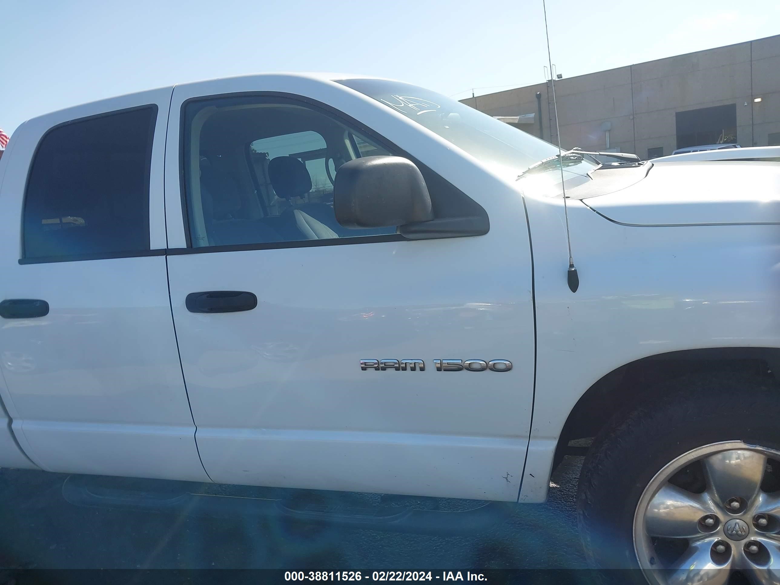 Photo 12 VIN: 1D7HU18D34S662207 - DODGE RAM 