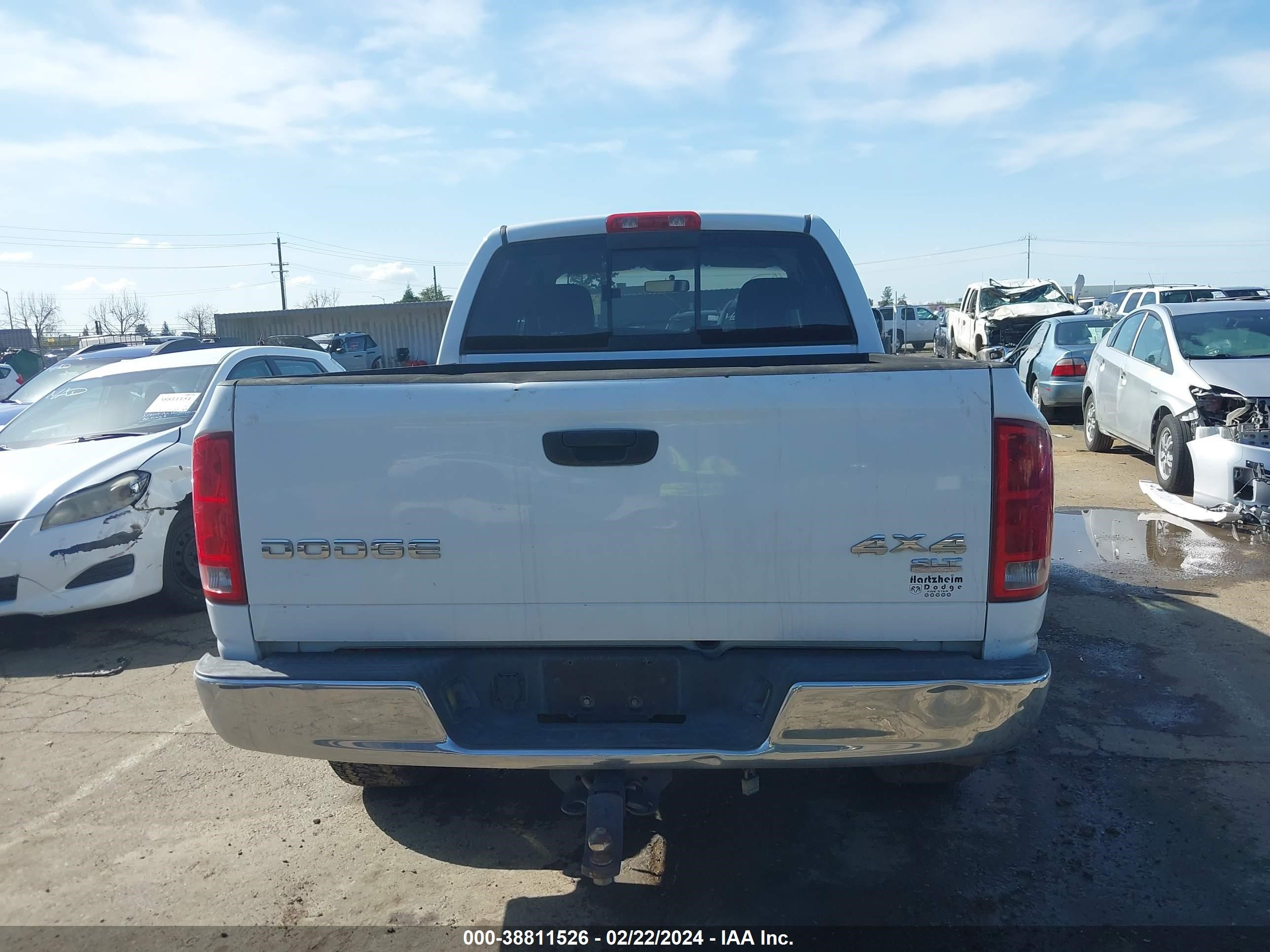 Photo 15 VIN: 1D7HU18D34S662207 - DODGE RAM 