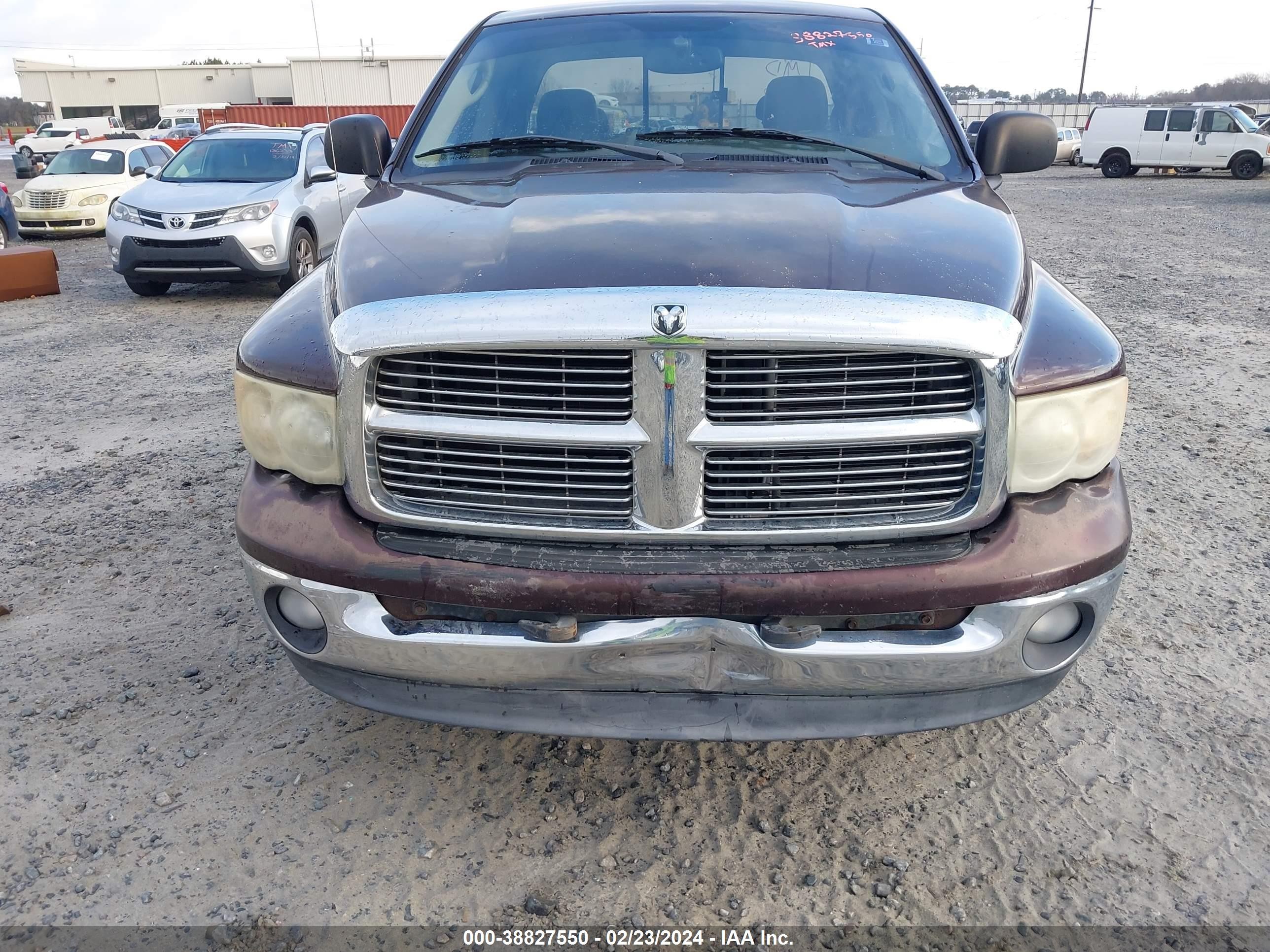 Photo 5 VIN: 1D7HU18D35S137732 - DODGE RAM 