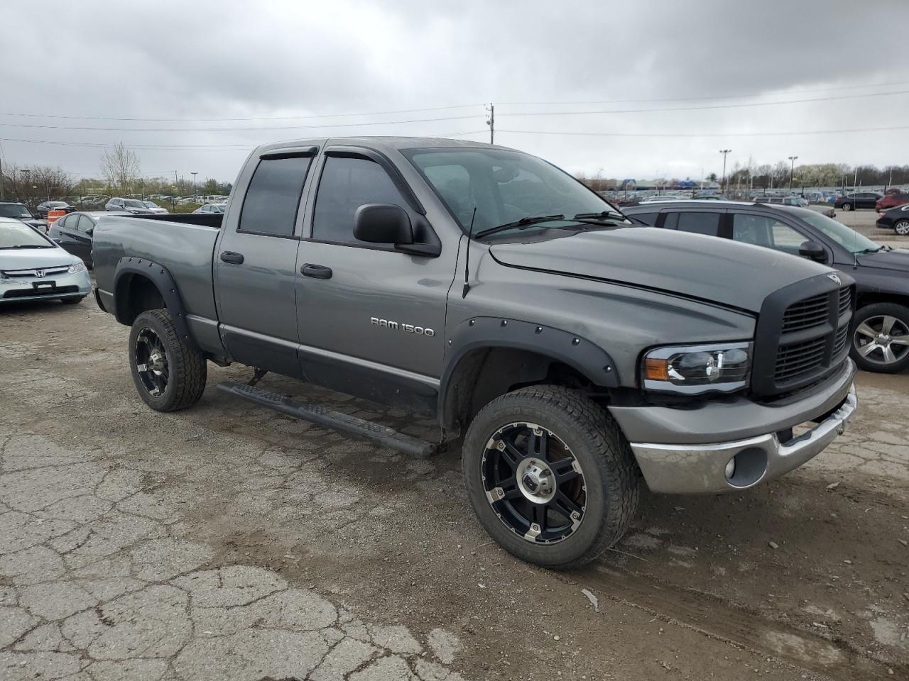 Photo 3 VIN: 1D7HU18D35S282754 - DODGE RAM 