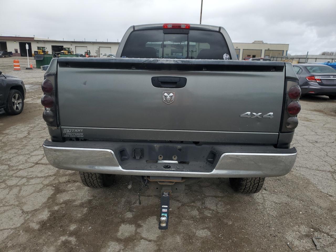 Photo 5 VIN: 1D7HU18D35S282754 - DODGE RAM 