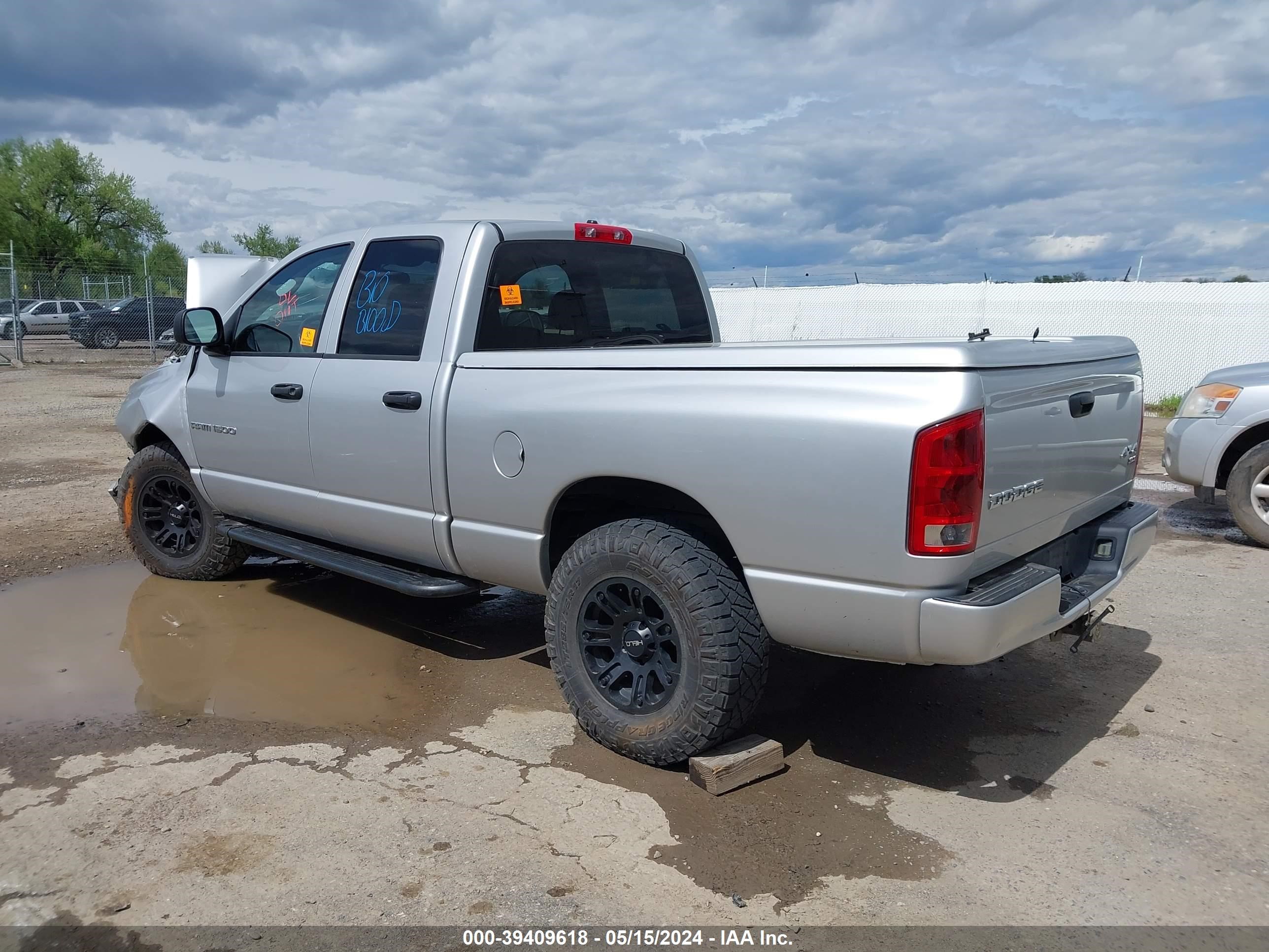 Photo 2 VIN: 1D7HU18D43J623291 - DODGE RAM 