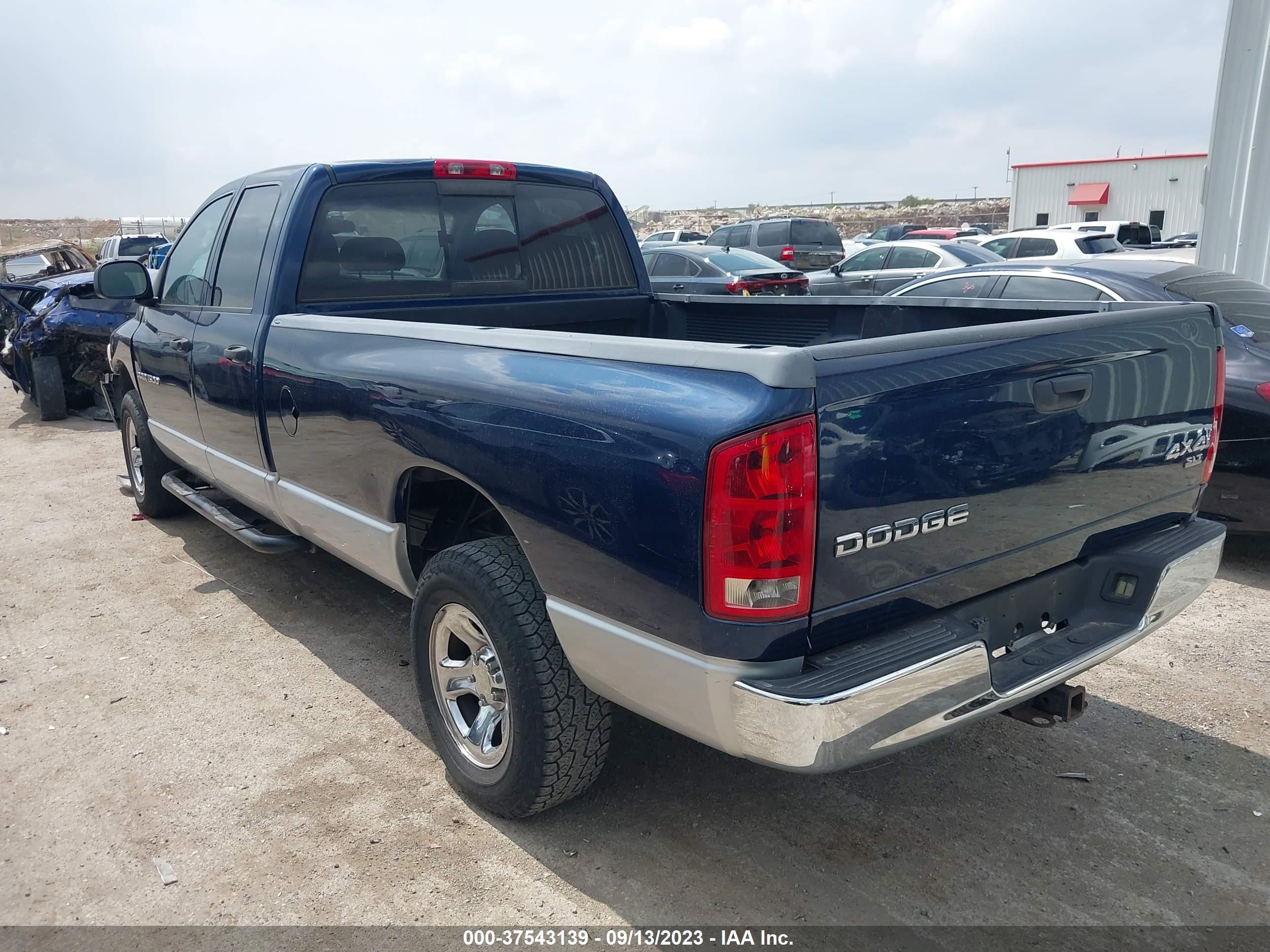 Photo 2 VIN: 1D7HU18D44J154768 - DODGE RAM 