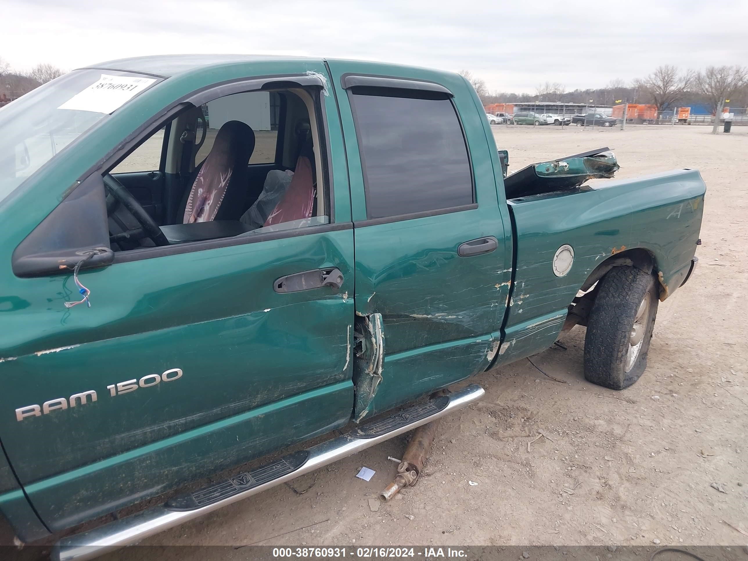 Photo 5 VIN: 1D7HU18D44S572919 - DODGE RAM 