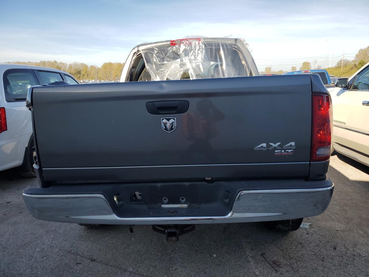 Photo 5 VIN: 1D7HU18D55S357017 - DODGE RAM 