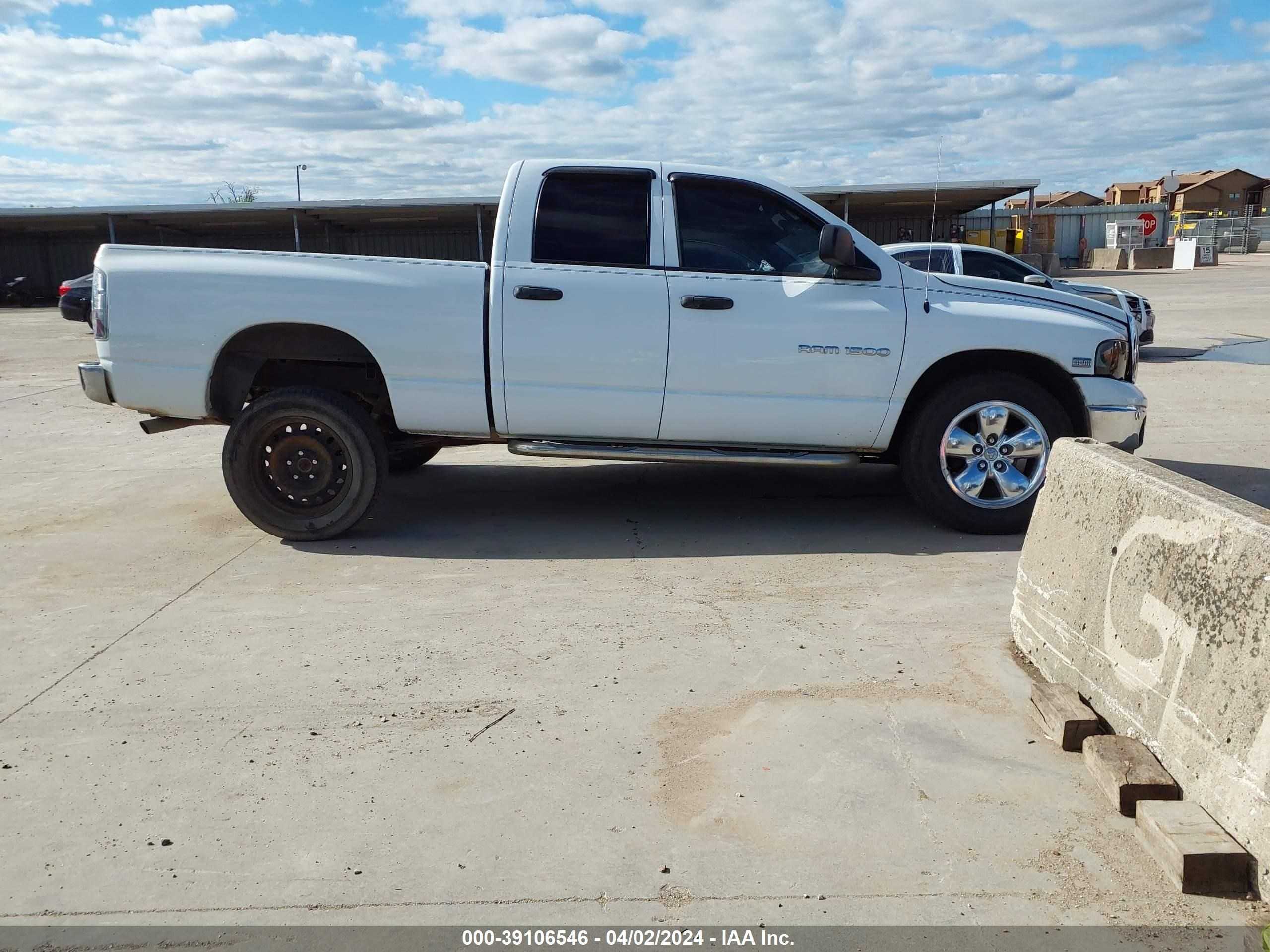 Photo 13 VIN: 1D7HU18D65S208440 - DODGE RAM 